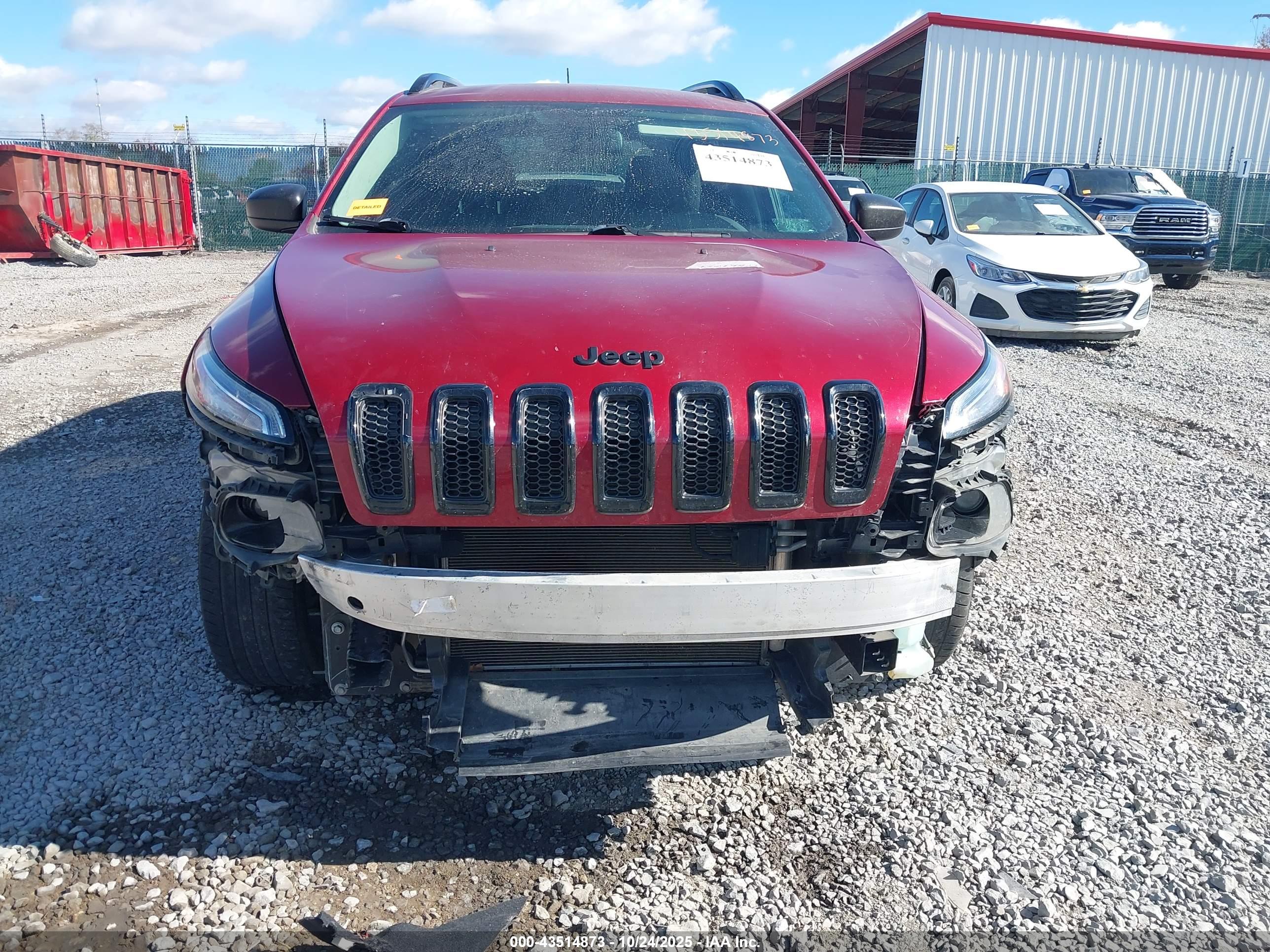 JEEP CHEROKEE image 6