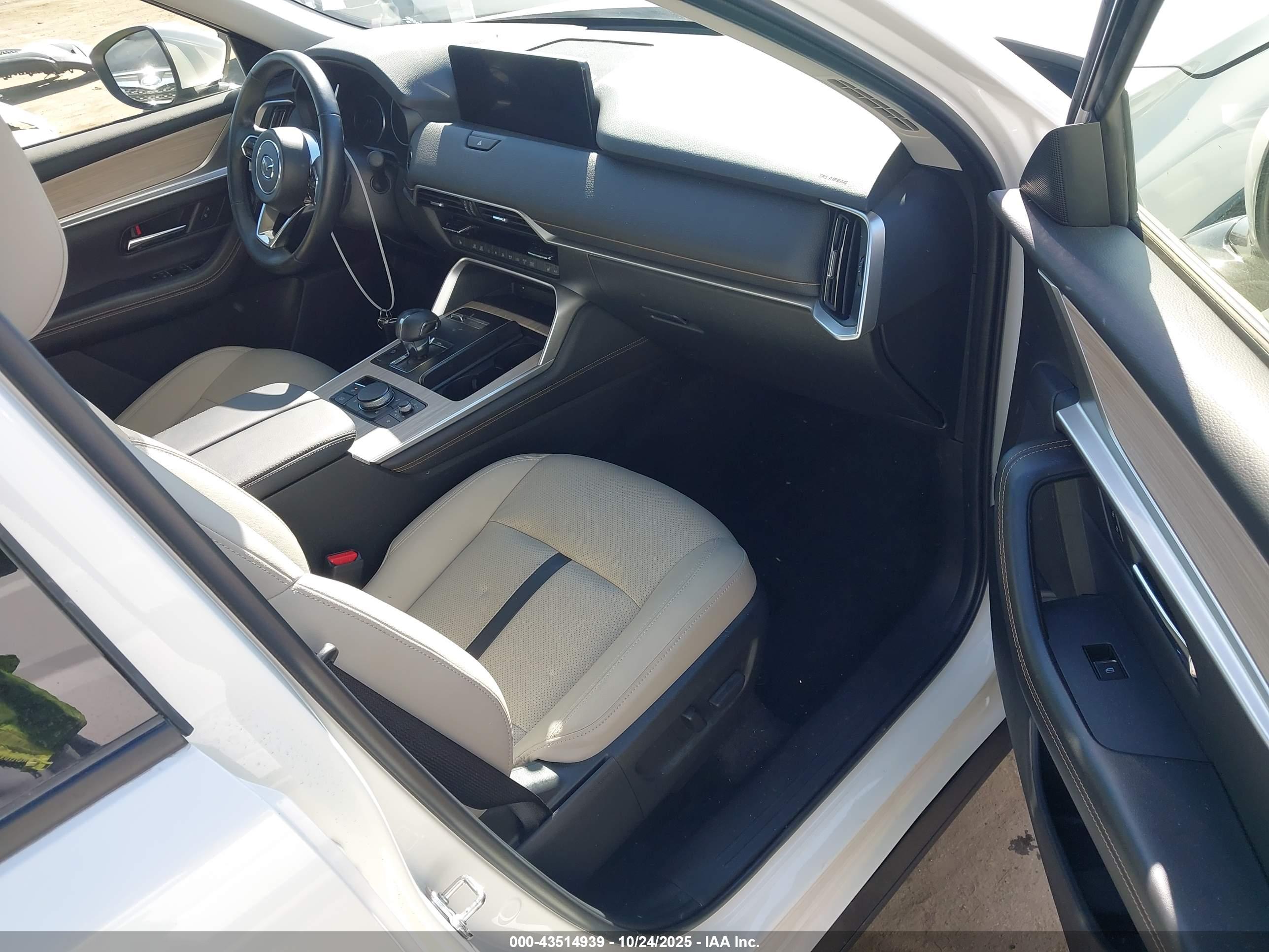 MAZDA CX-90 image 5