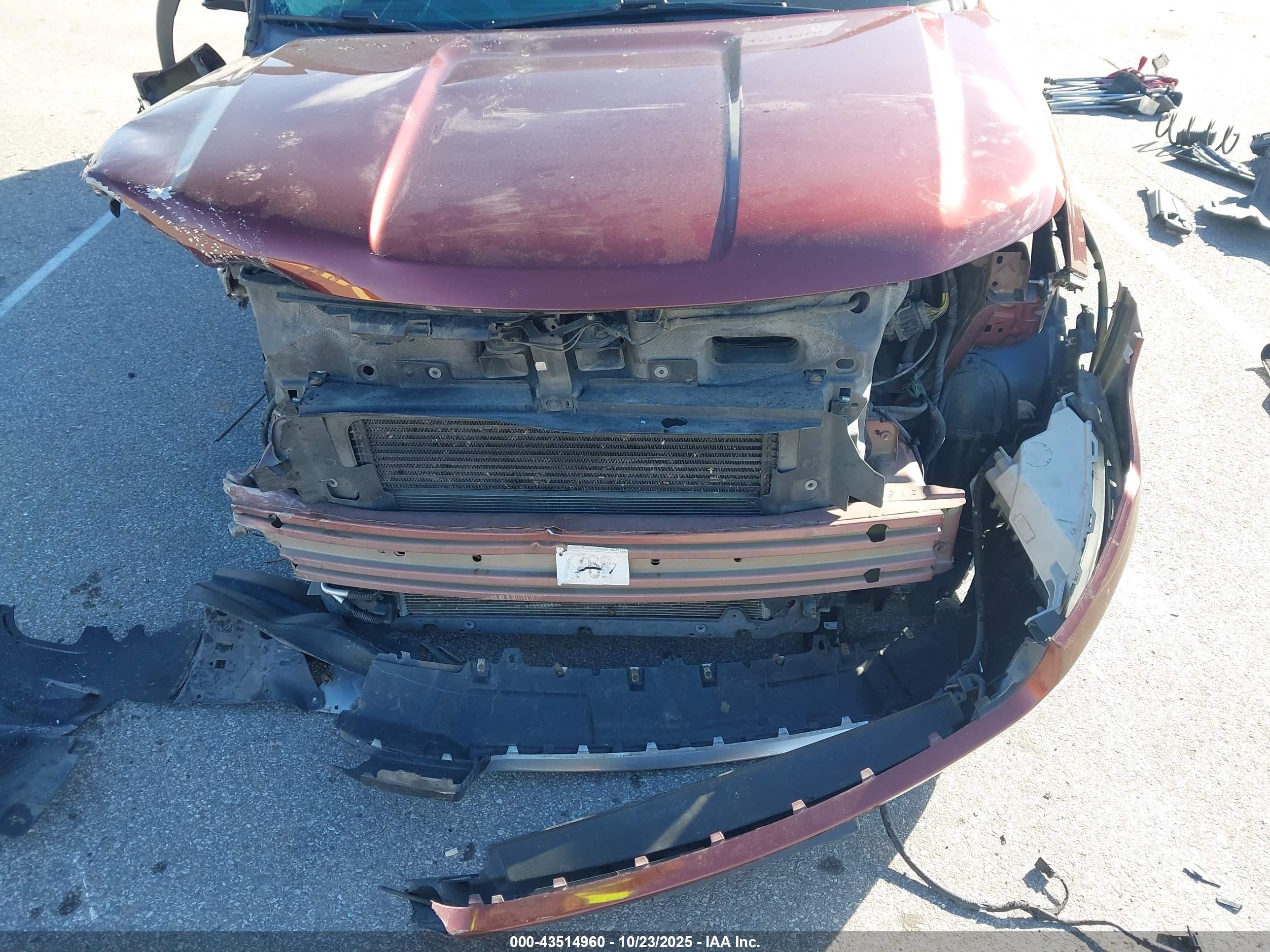 FORD EXPLORER image 6