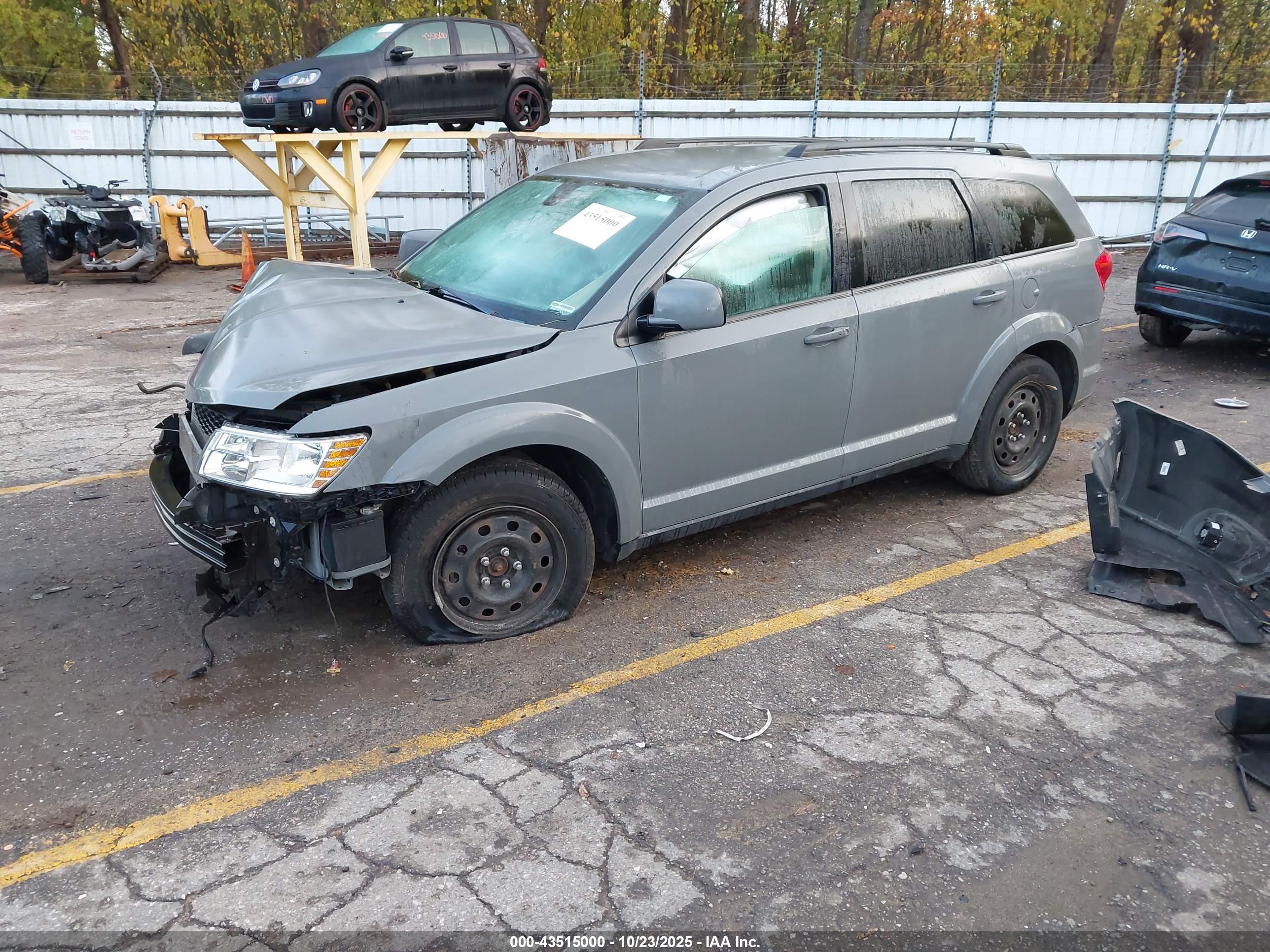DODGE JOURNEY image 2