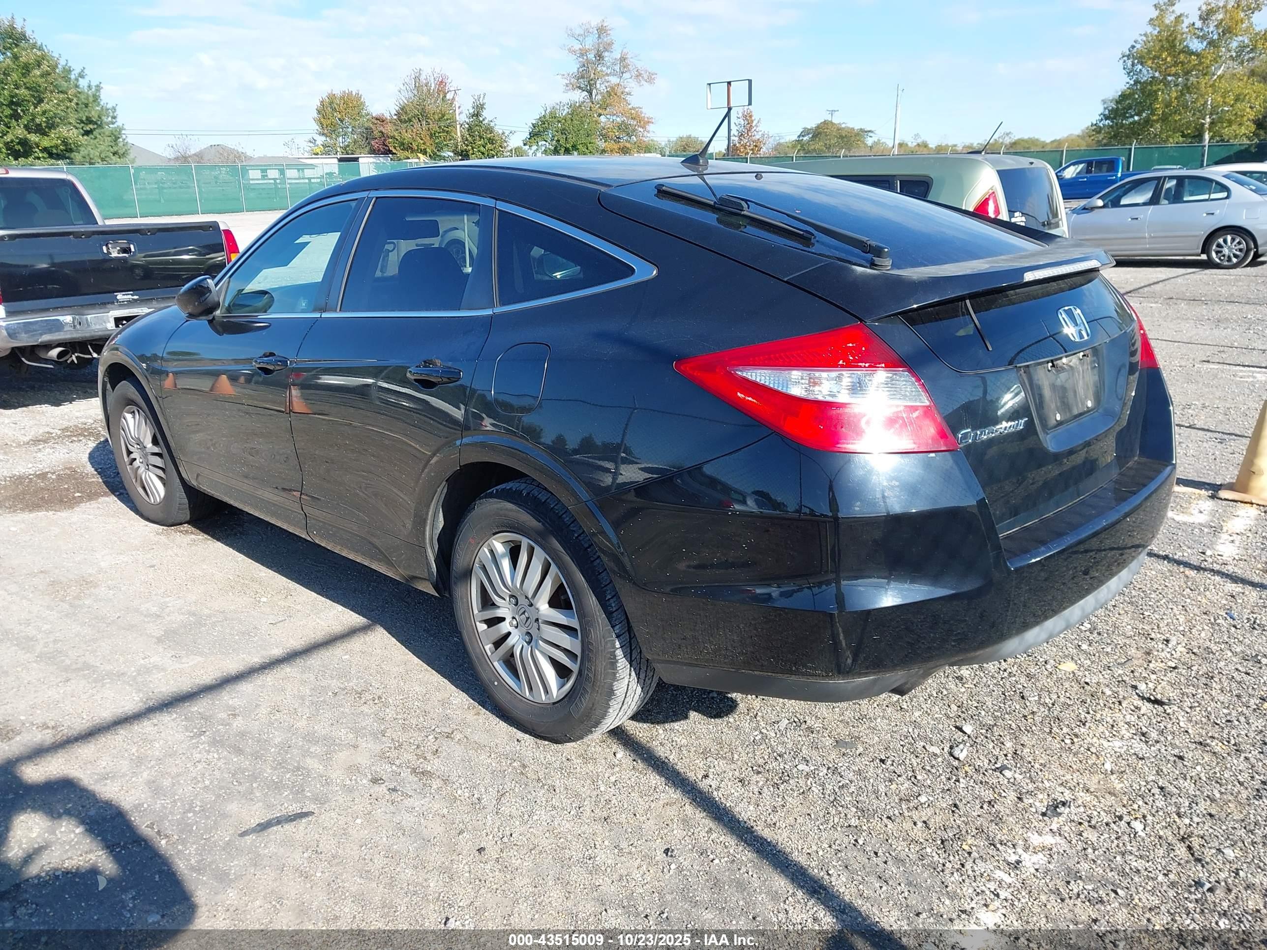 HONDA CROSSTOUR image 3
