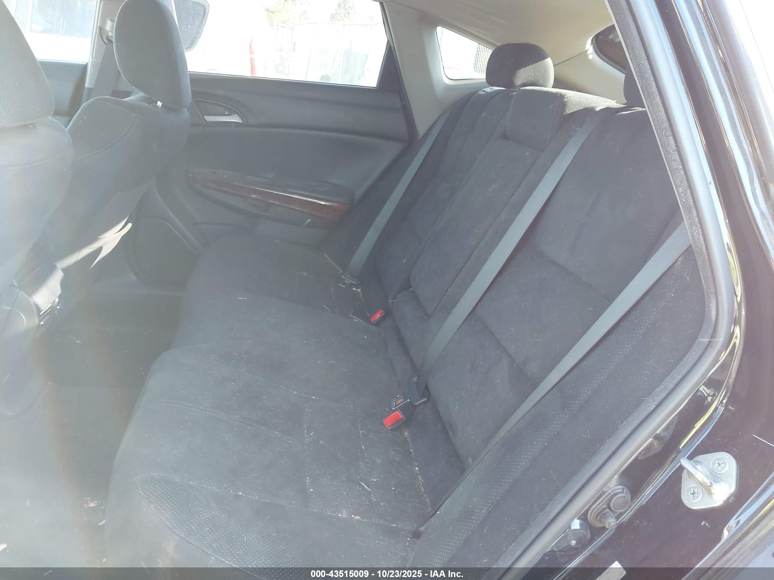HONDA CROSSTOUR image 8