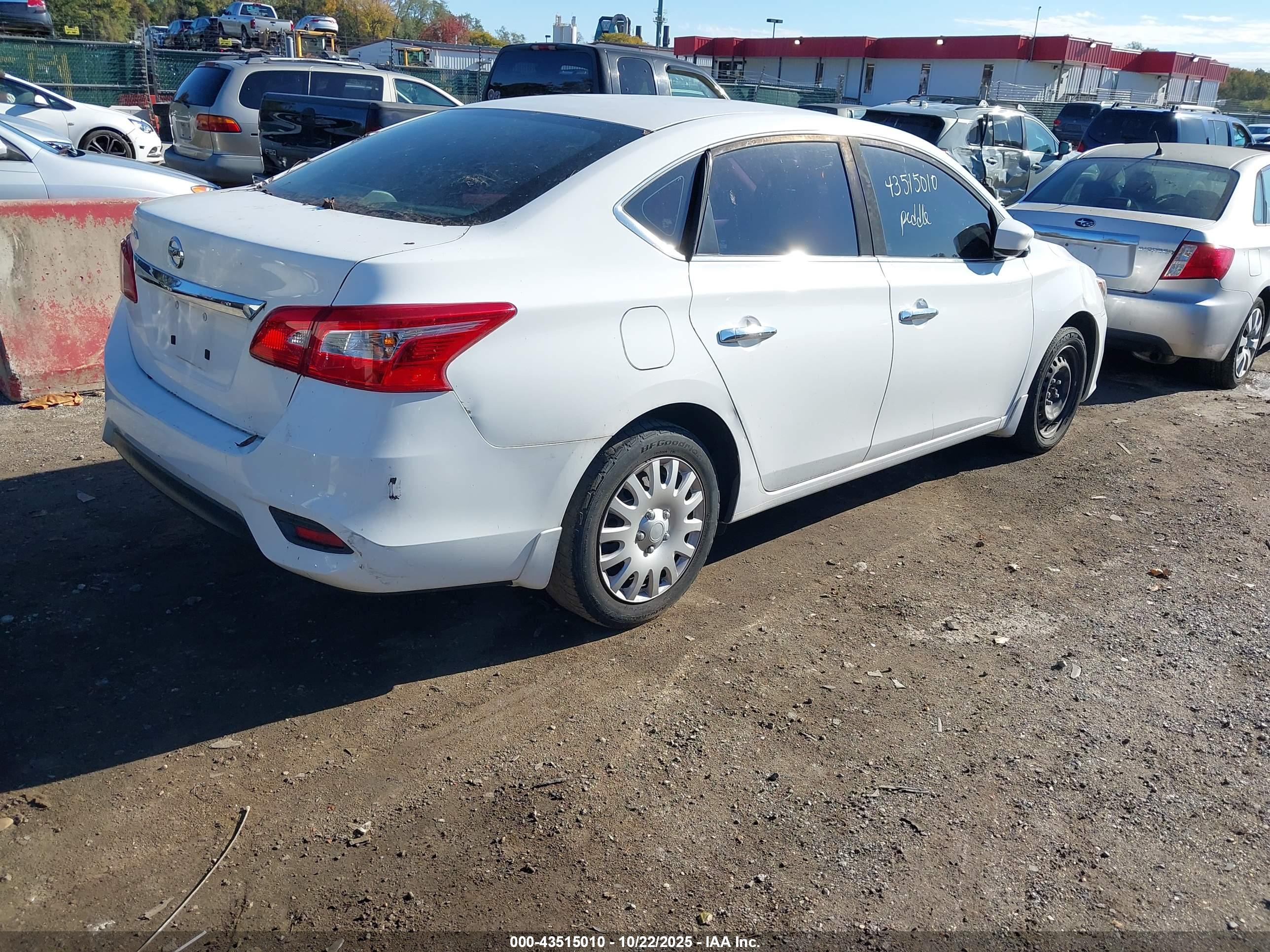 NISSAN SENTRA image 4