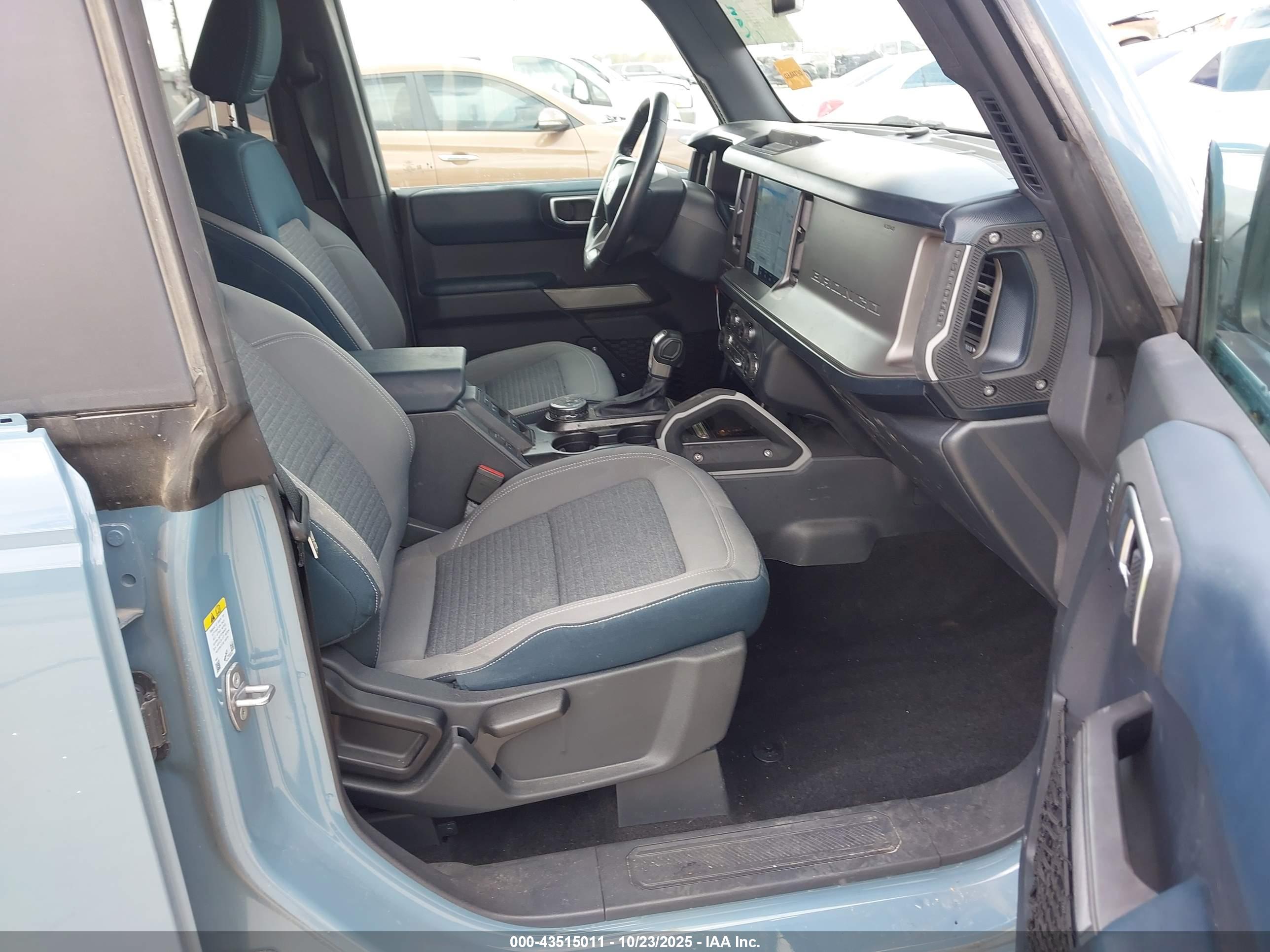 FORD BRONCO image 5