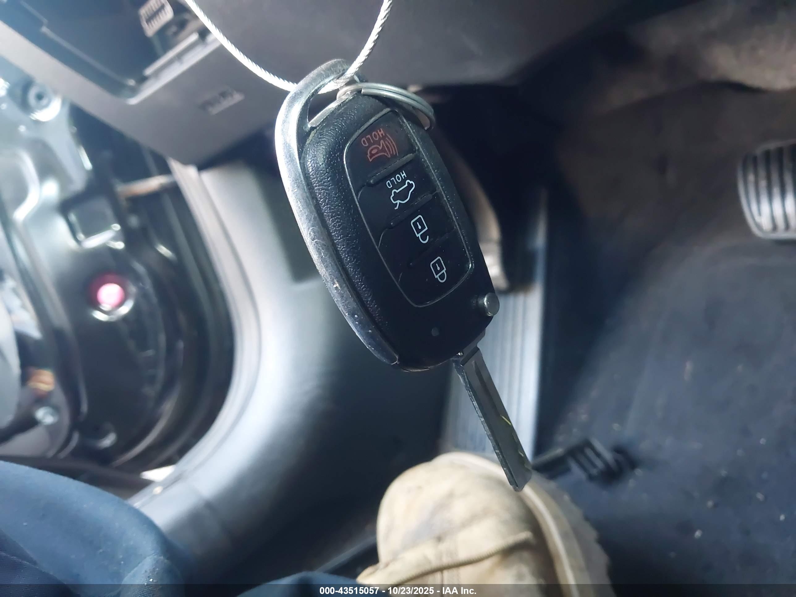 HYUNDAI SONATA image 11