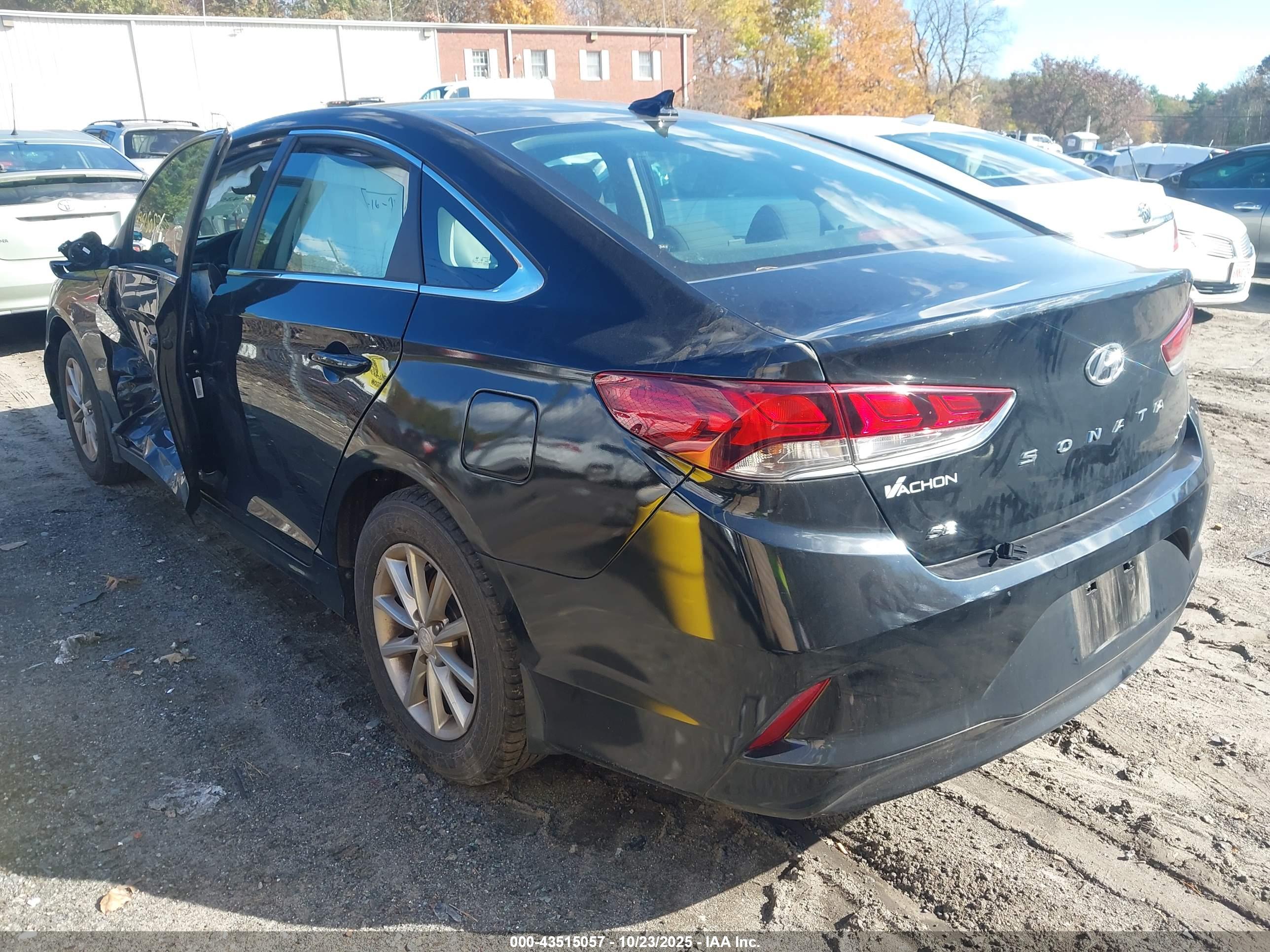 HYUNDAI SONATA image 3