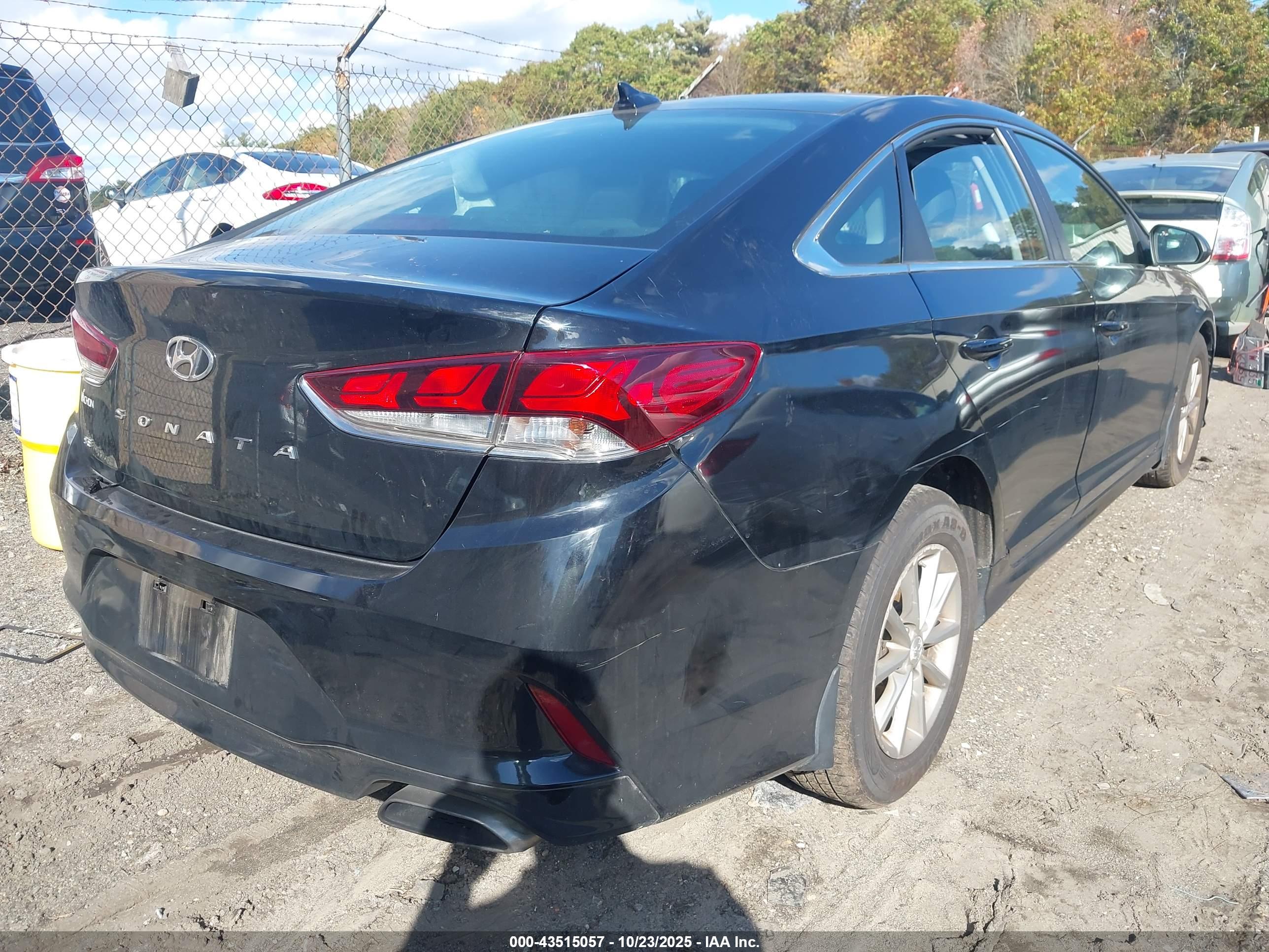 HYUNDAI SONATA image 4