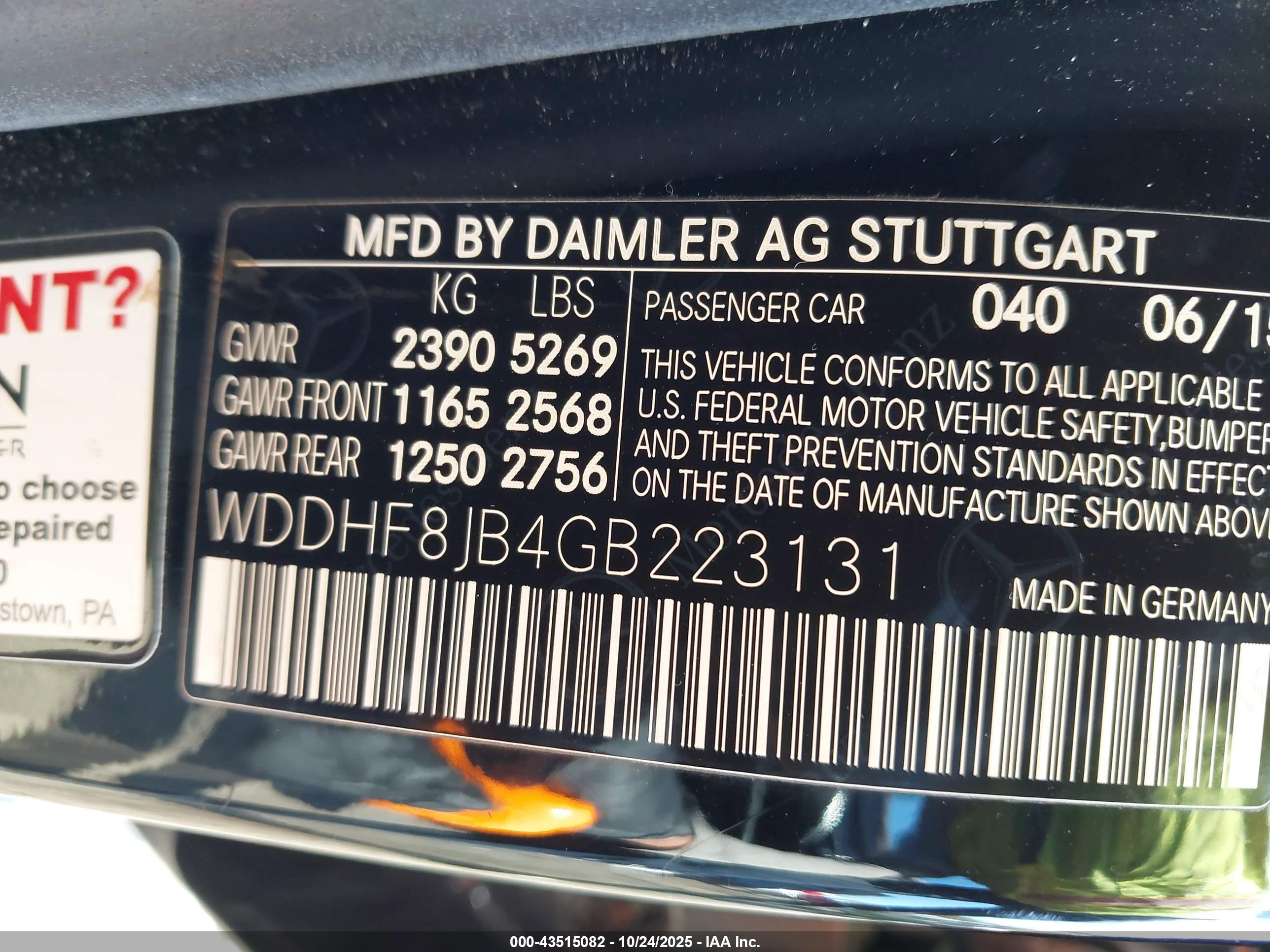 MERCEDES-BENZ E image 9