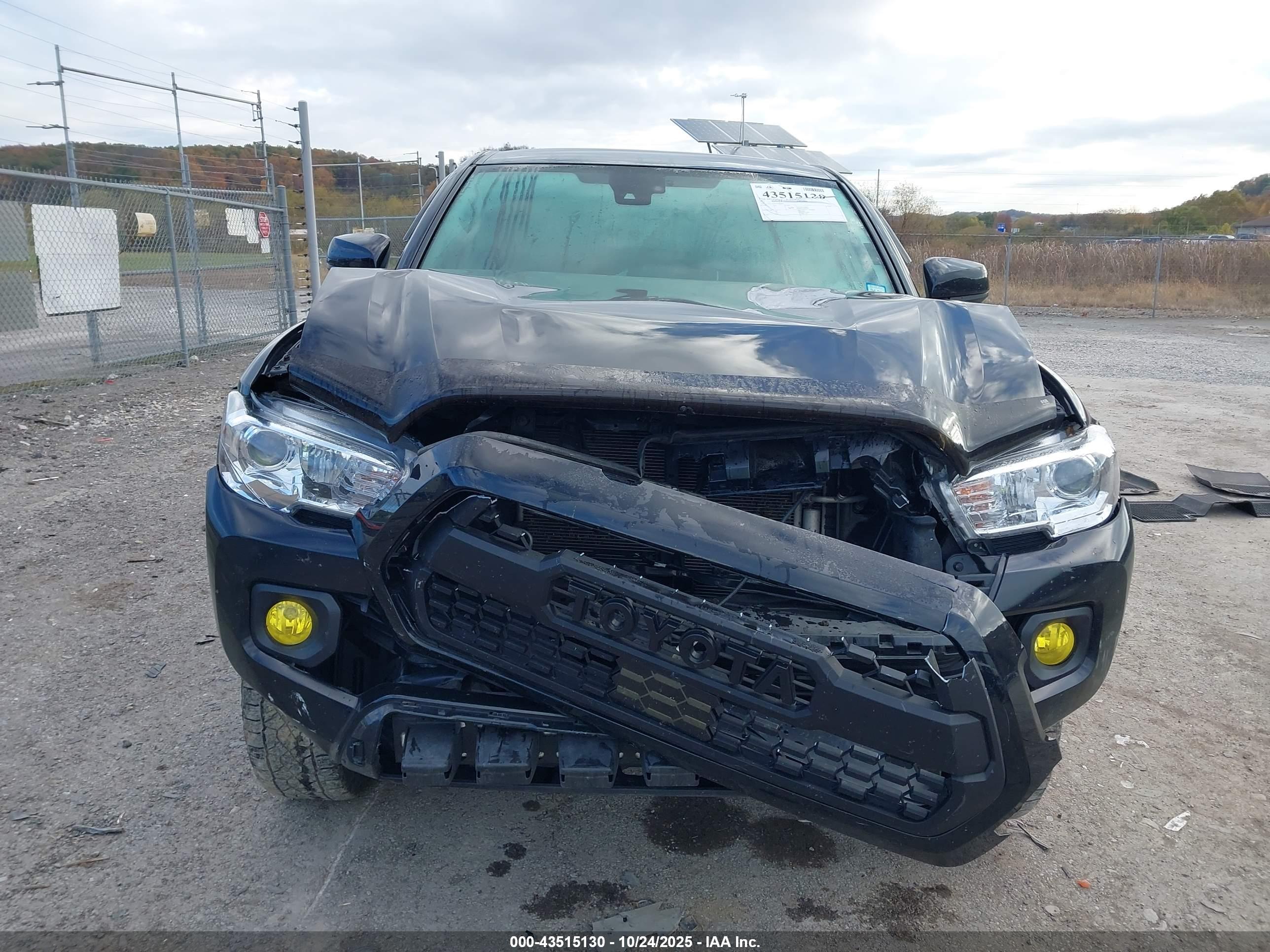 TOYOTA TACOMA image 6
