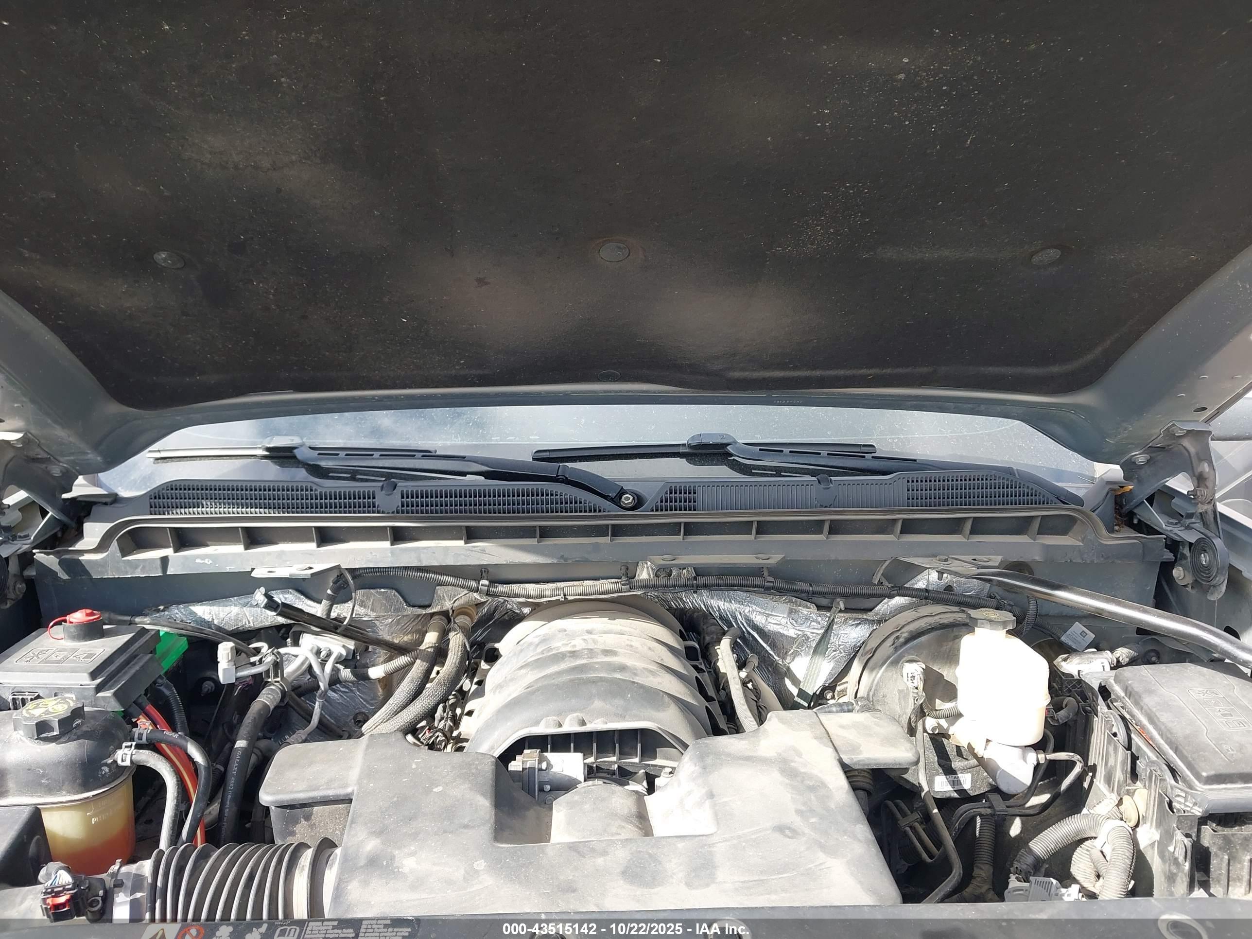 CHEVROLET SILVERADO image 10