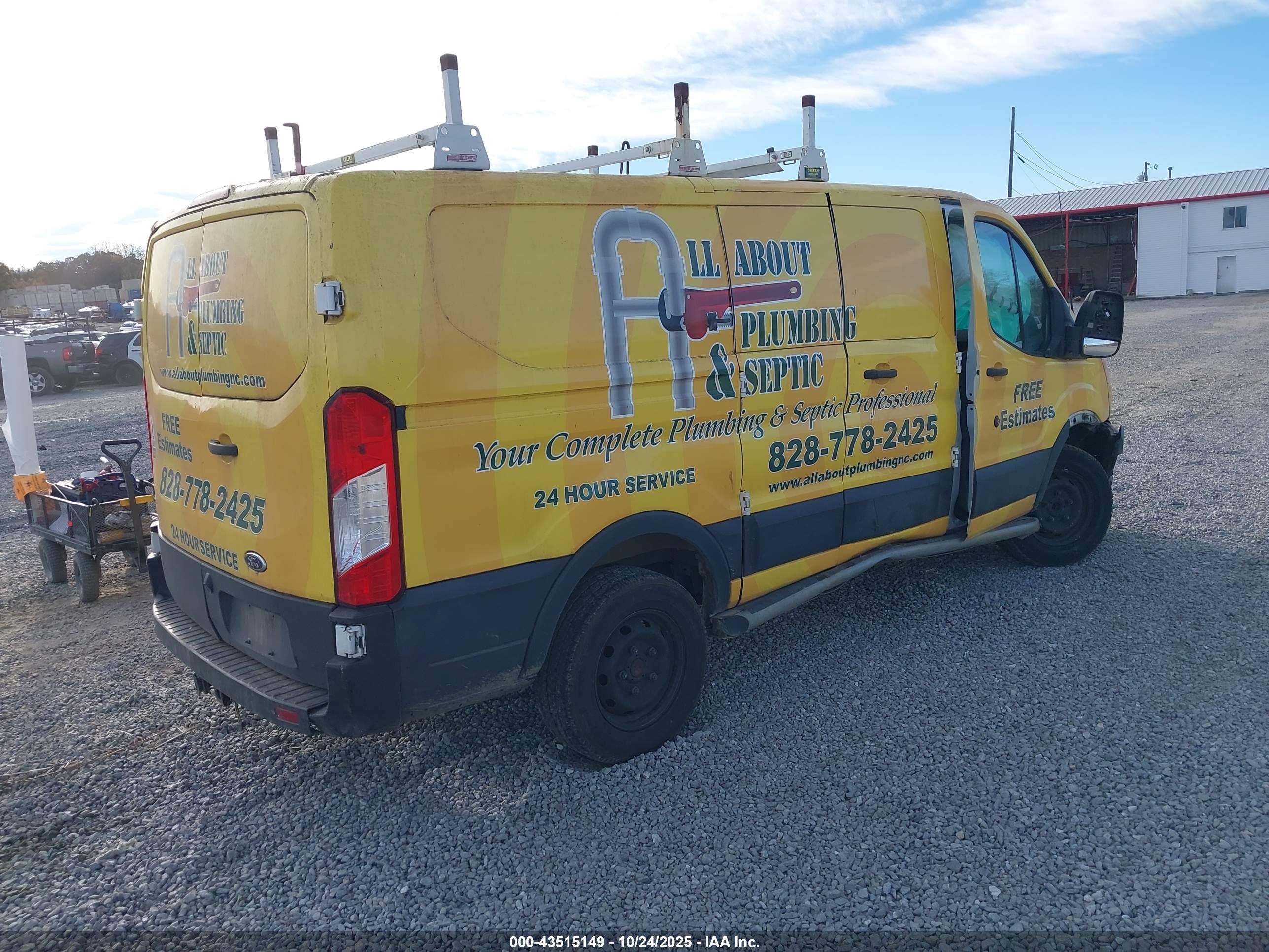 FORD TRANSIT-250 image 4