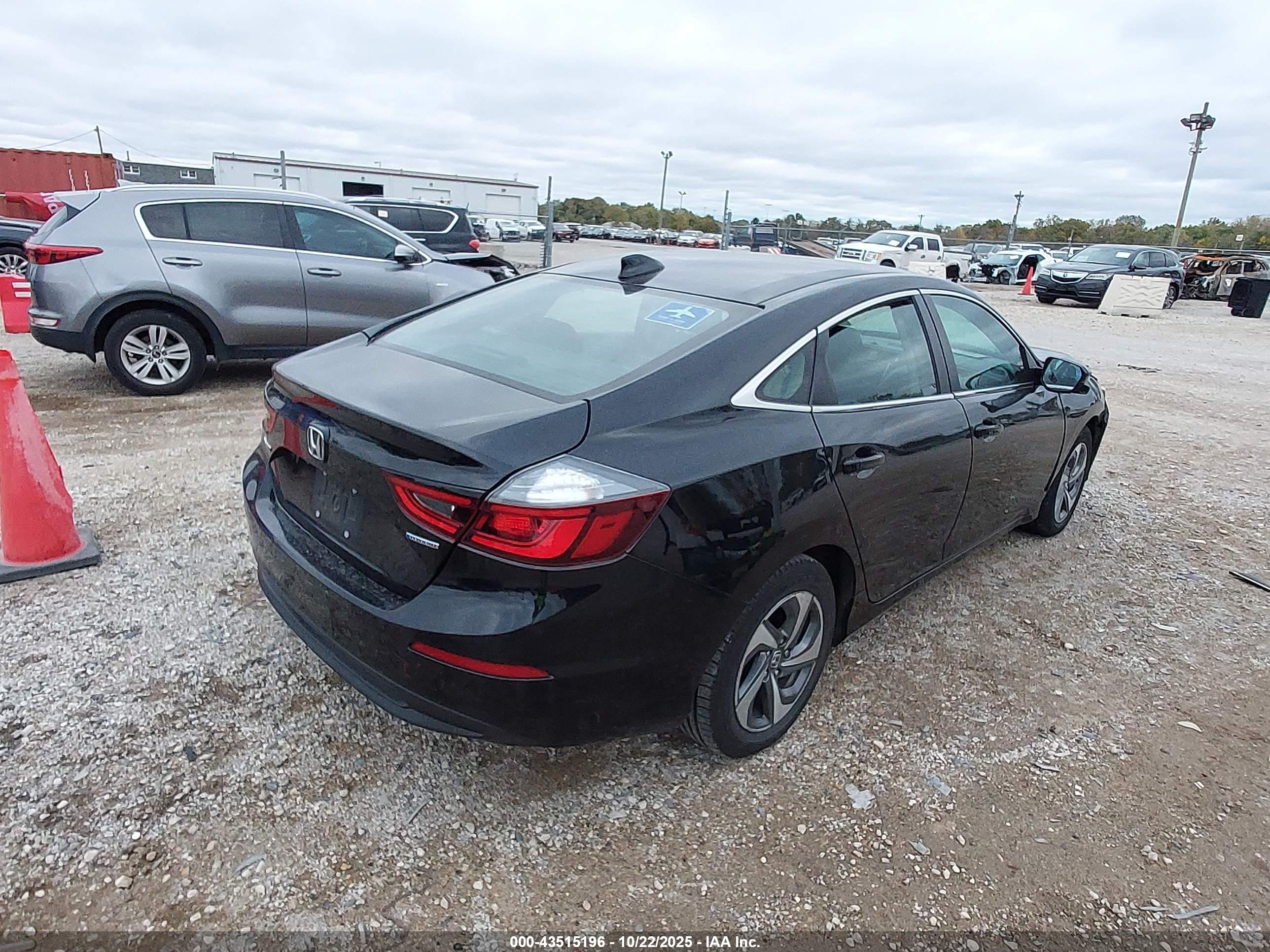 HONDA INSIGHT image 4