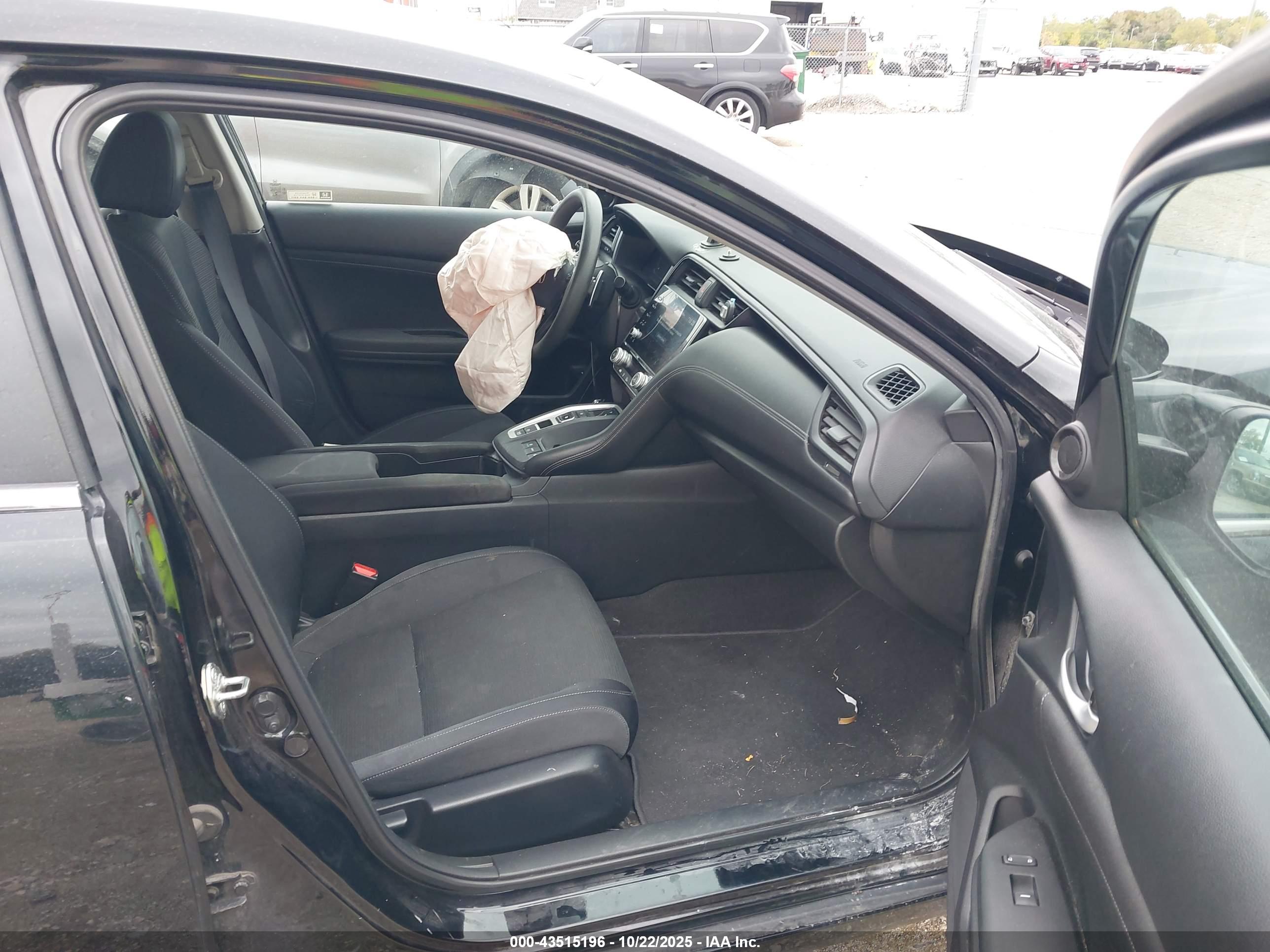 HONDA INSIGHT image 5