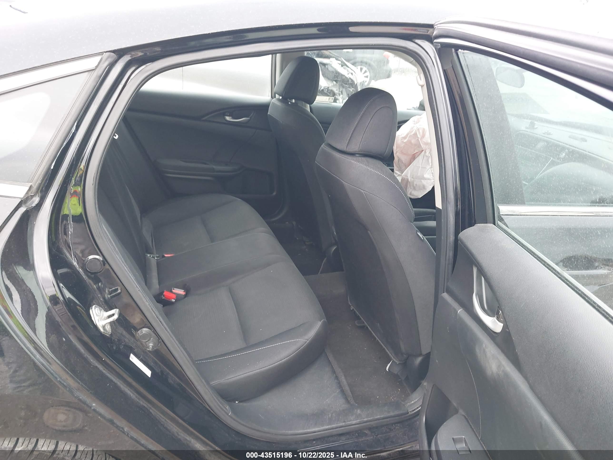 HONDA INSIGHT image 8