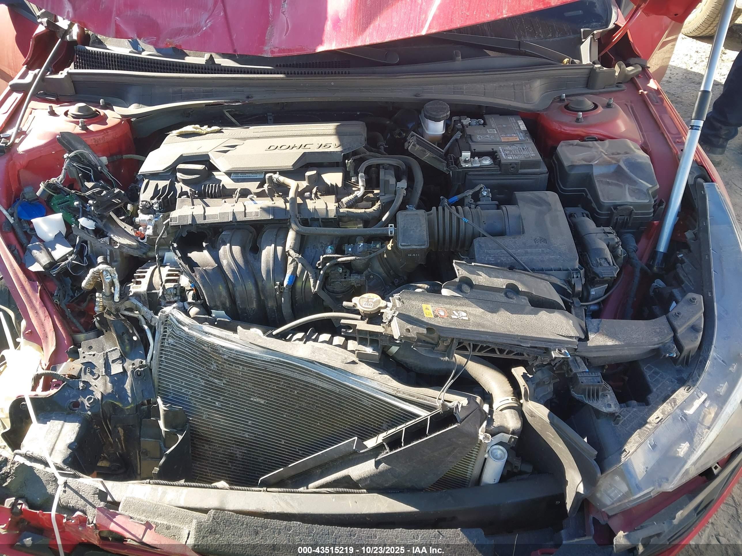 HYUNDAI ELANTRA image 10