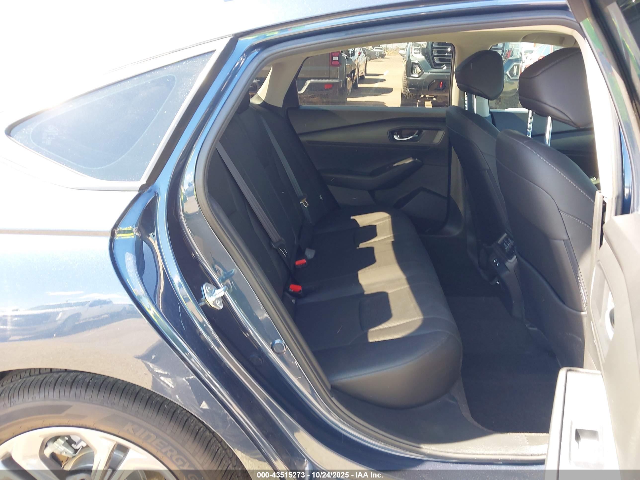 HONDA ACCORD image 8
