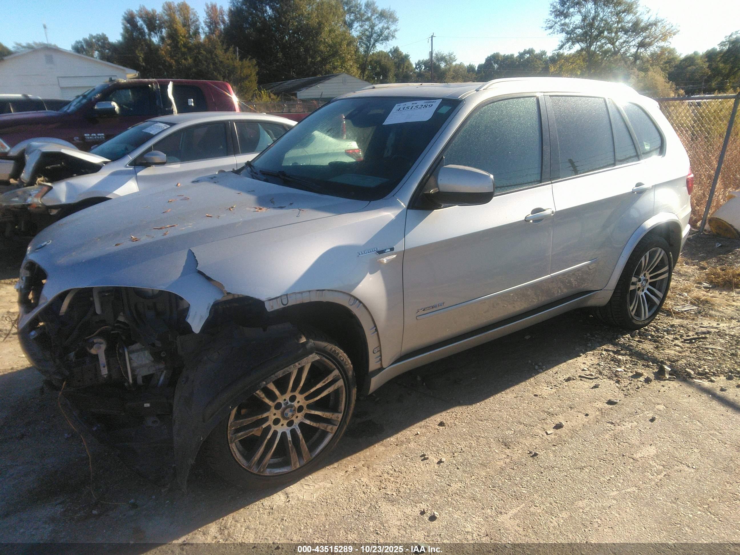 BMW X5 image 2