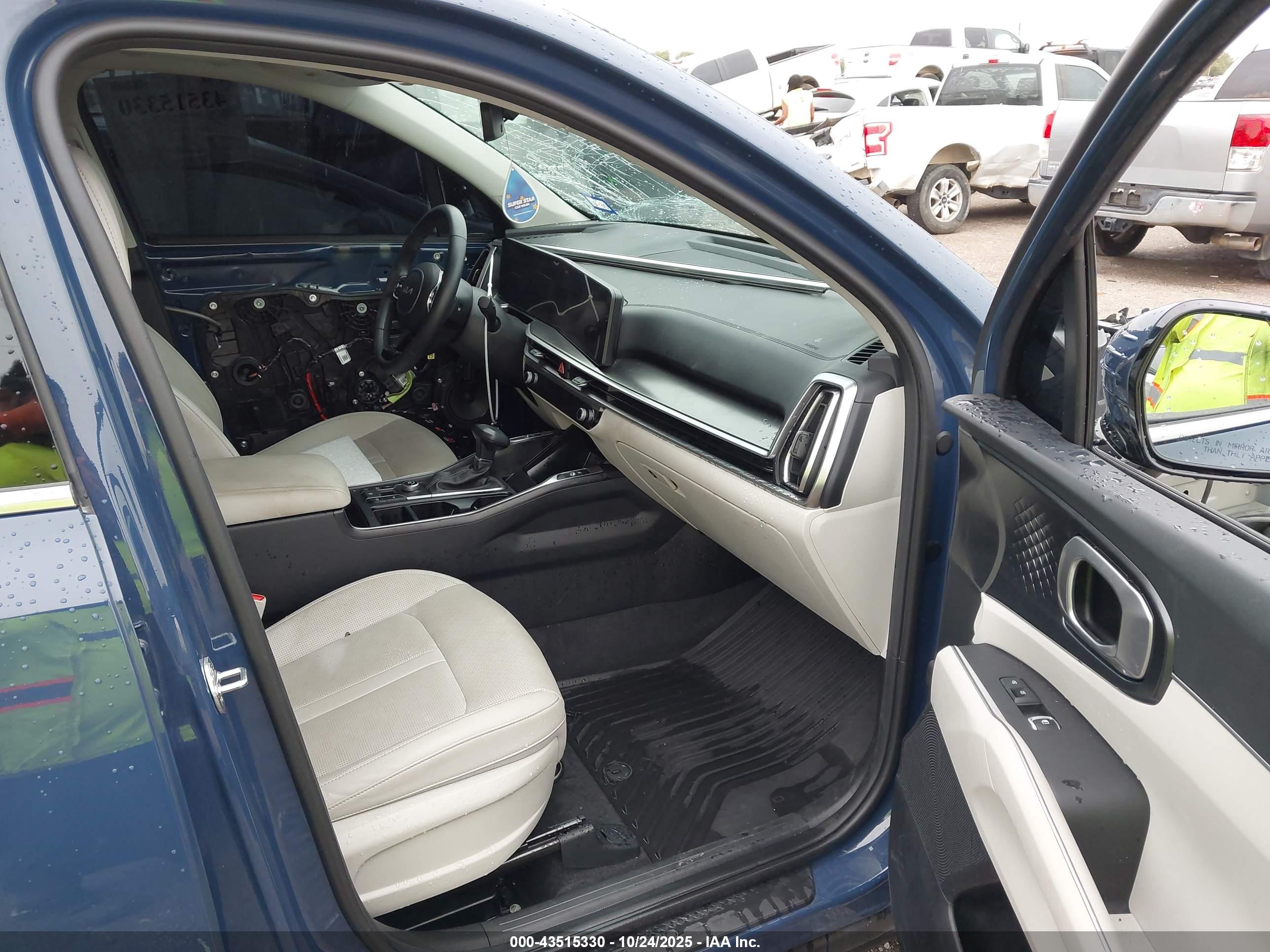 KIA SORENTO image 5