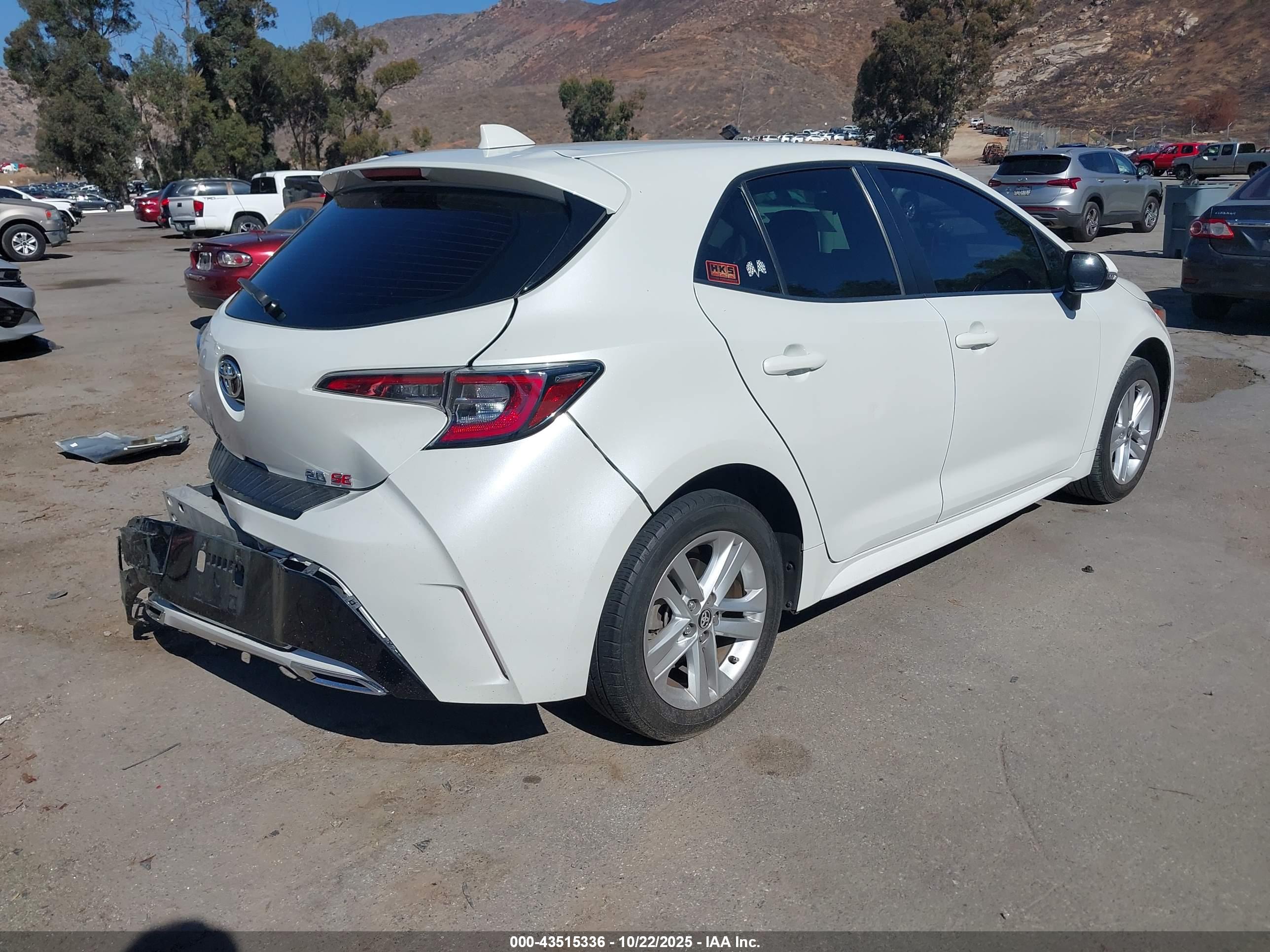 TOYOTA COROLLA image 4