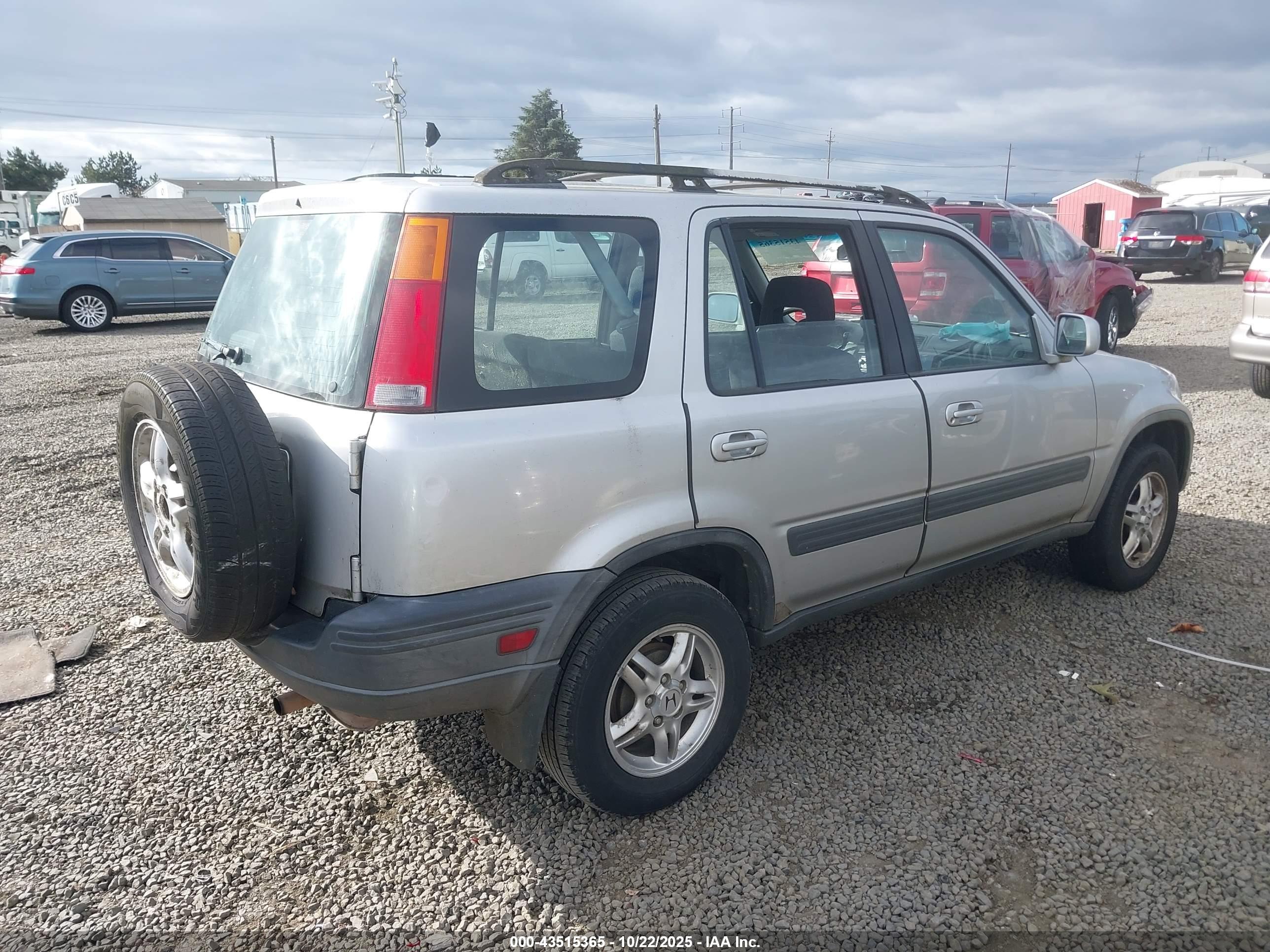 HONDA CR-V image 4