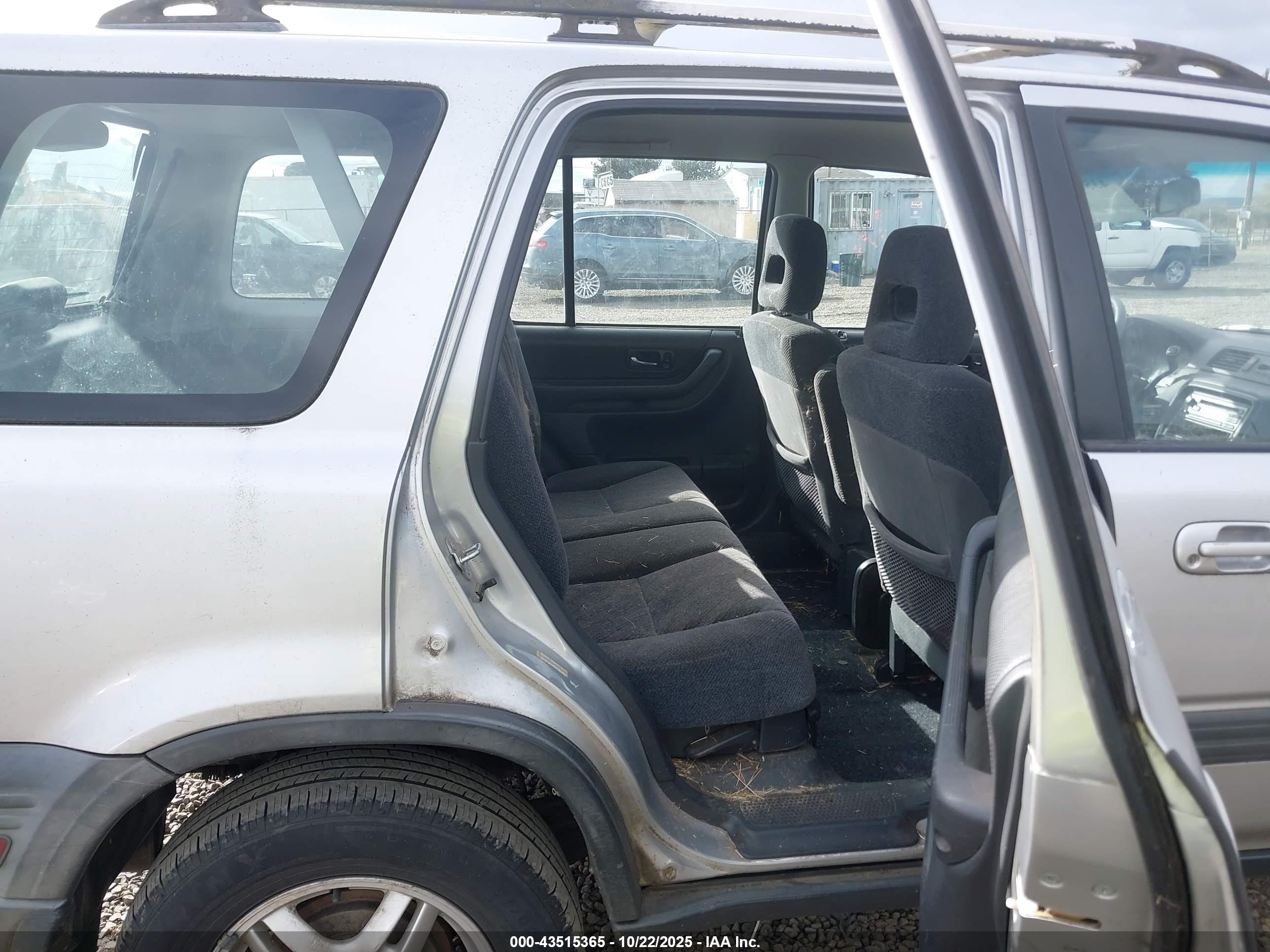 HONDA CR-V image 8