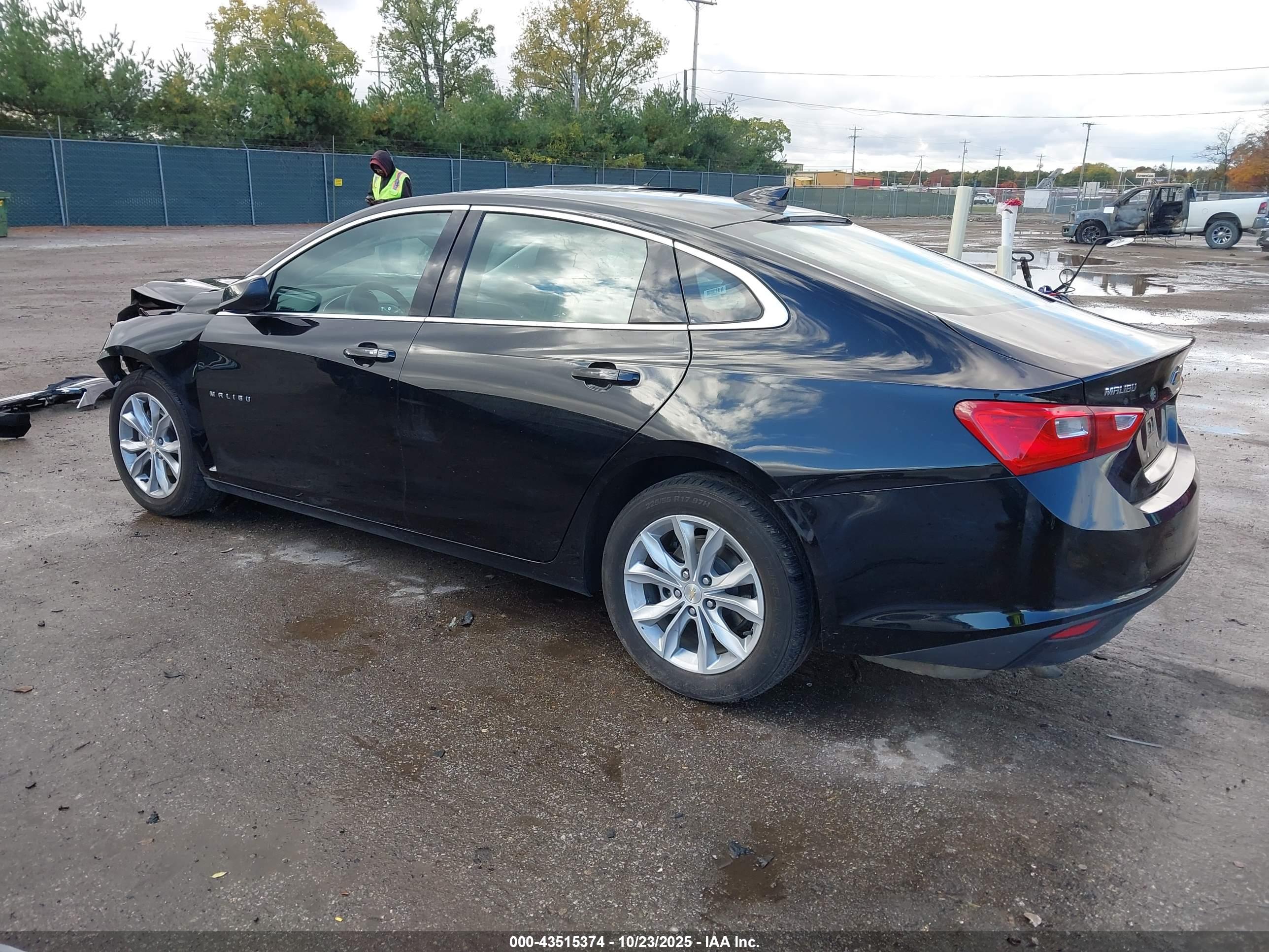 CHEVROLET MALIBU image 3