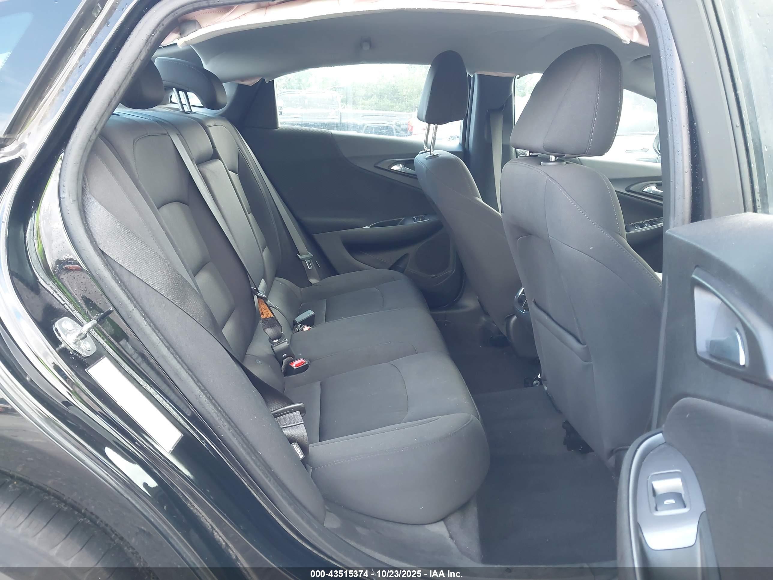 CHEVROLET MALIBU image 8