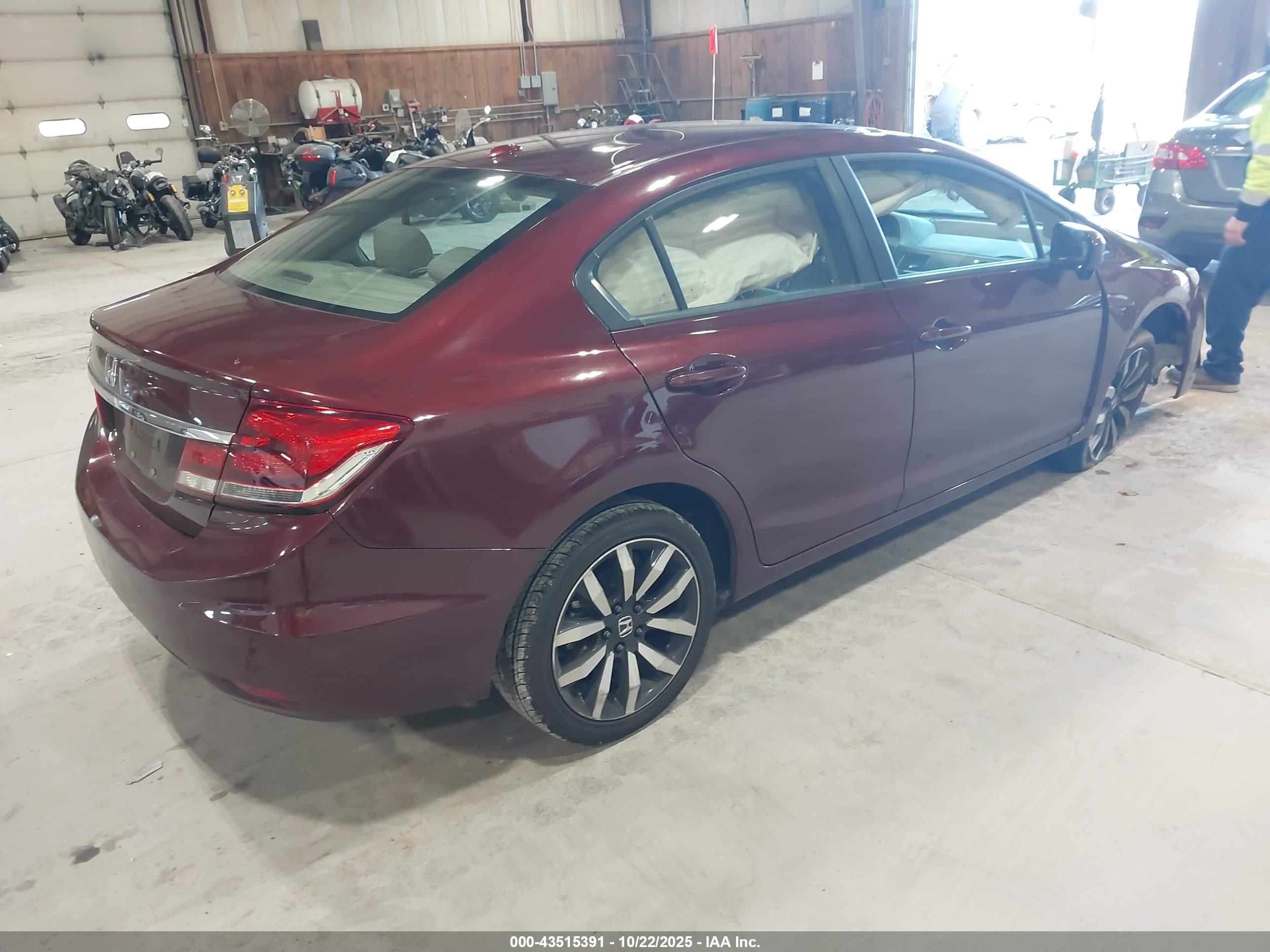 HONDA CIVIC image 4