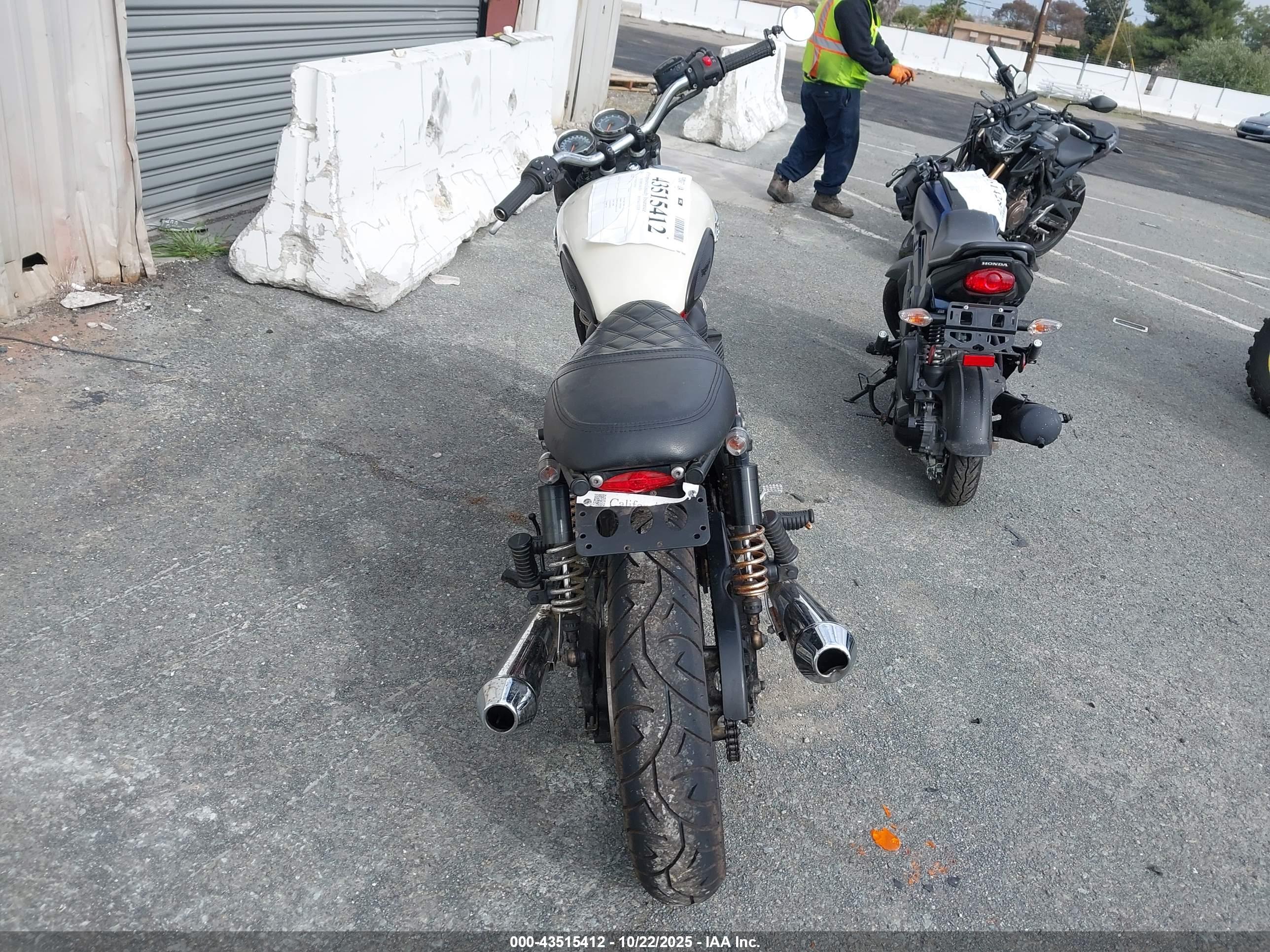 TRIUMPH MOTORCYCLE image 6
