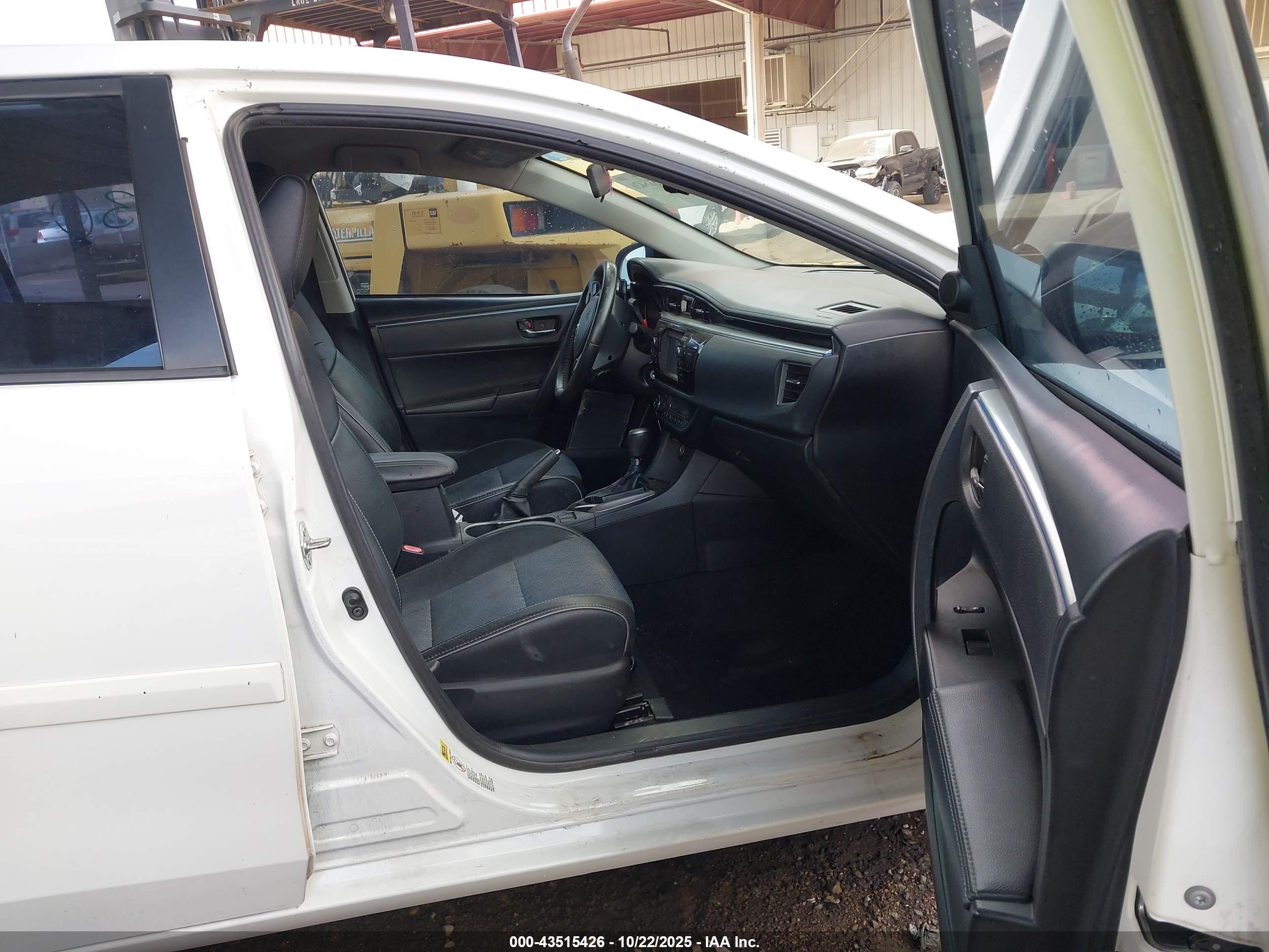 TOYOTA COROLLA image 5