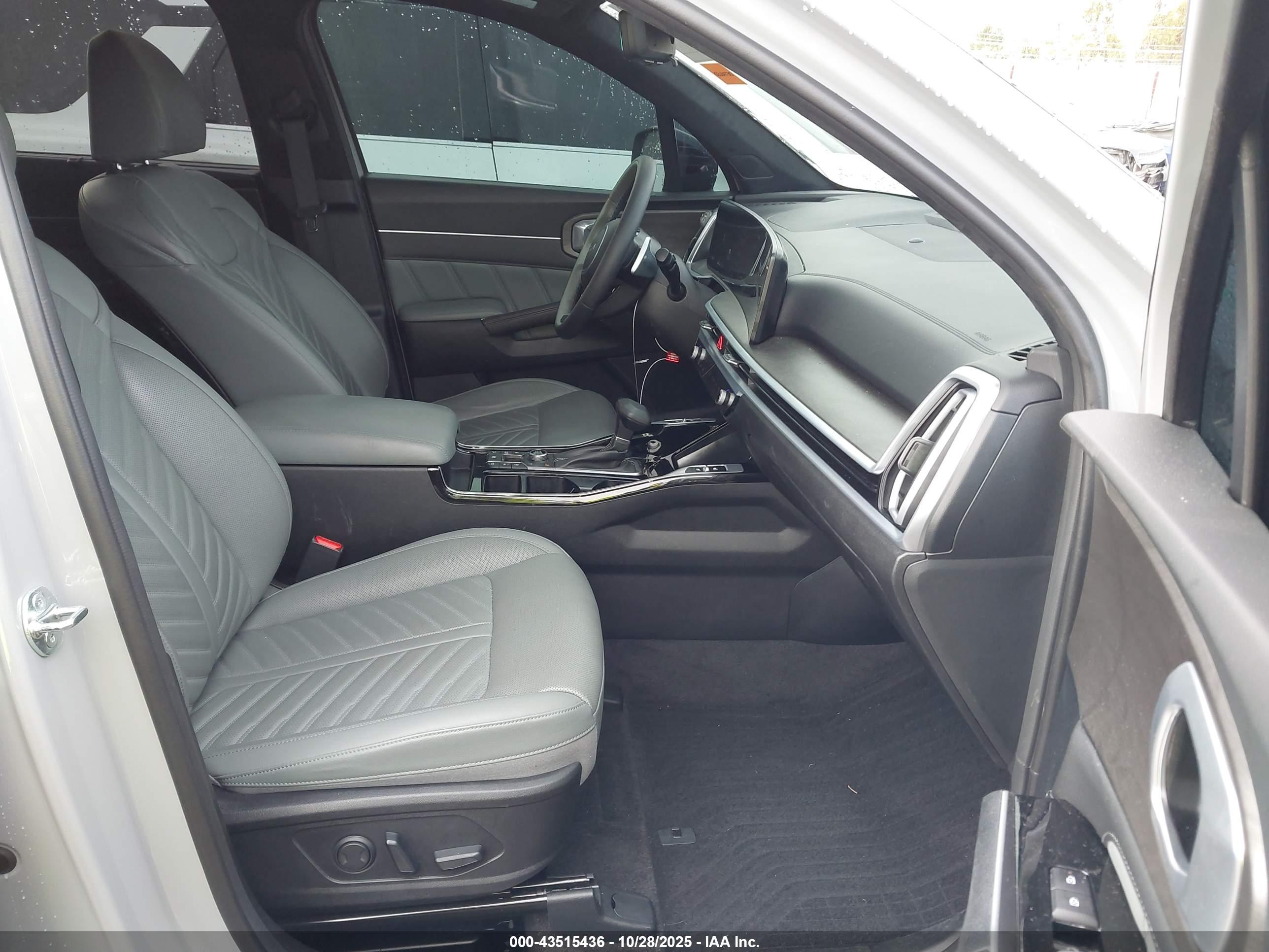 KIA SORENTO image 5