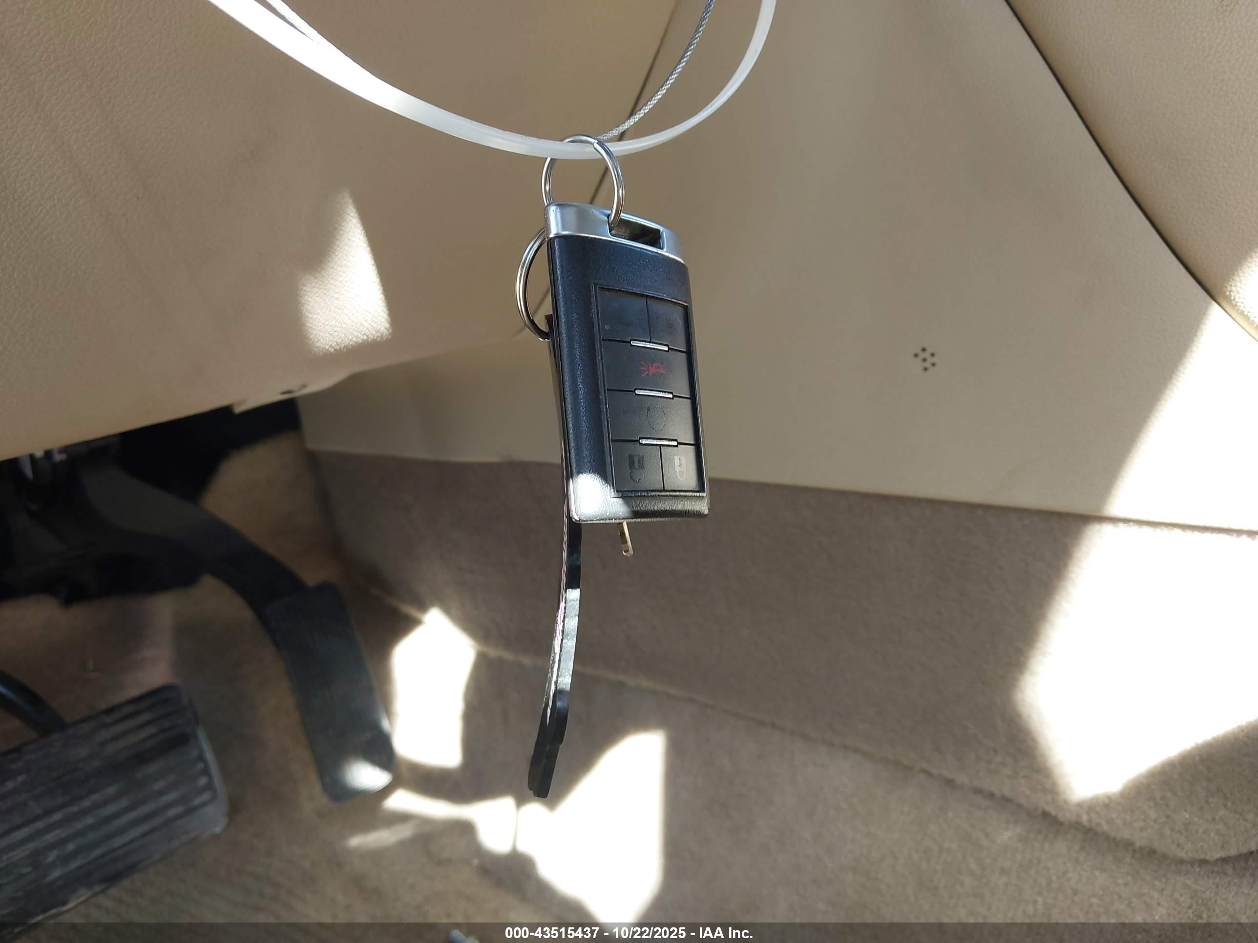 CADILLAC ESCALADE image 11