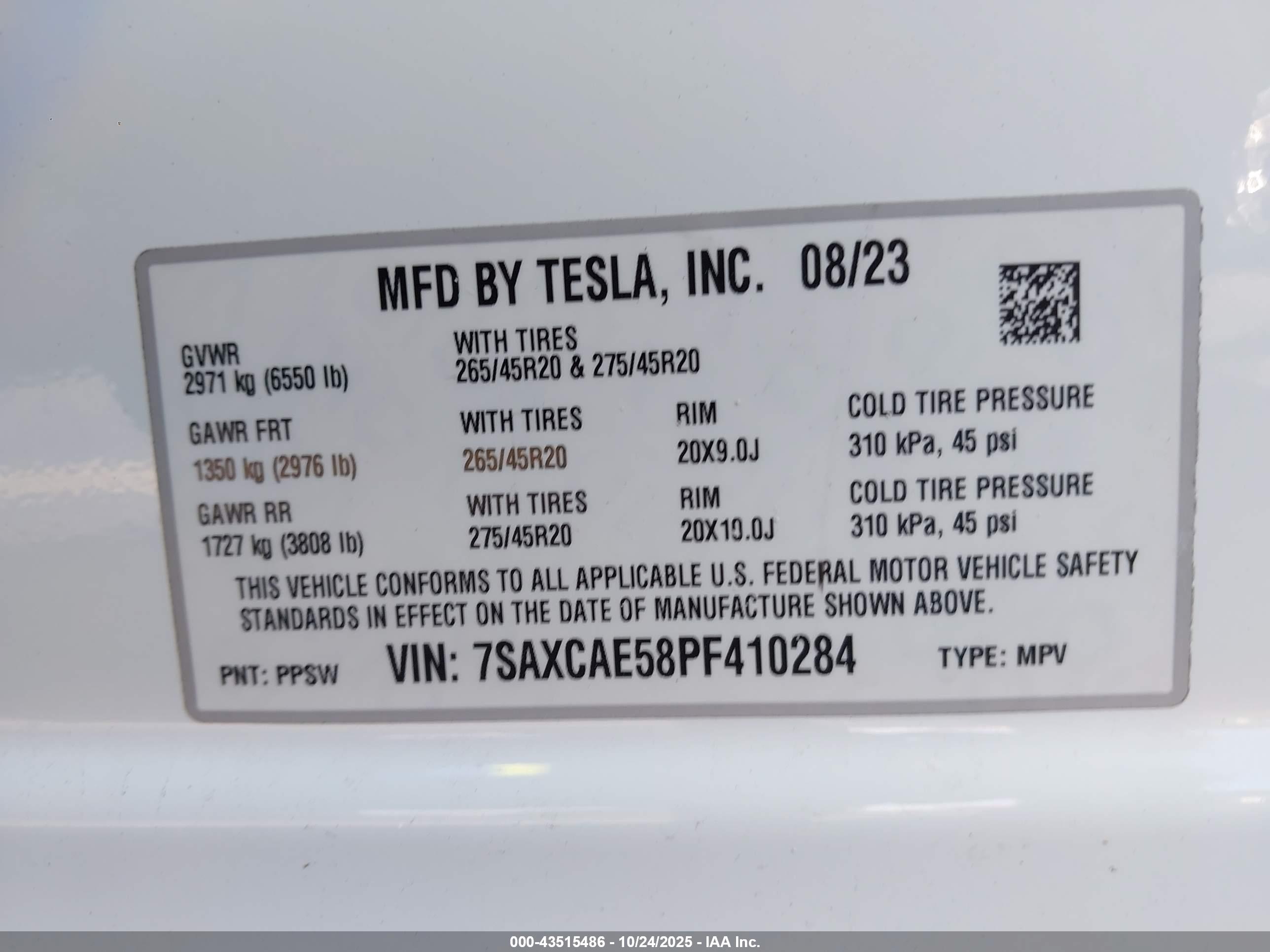 TESLA MODEL image 9
