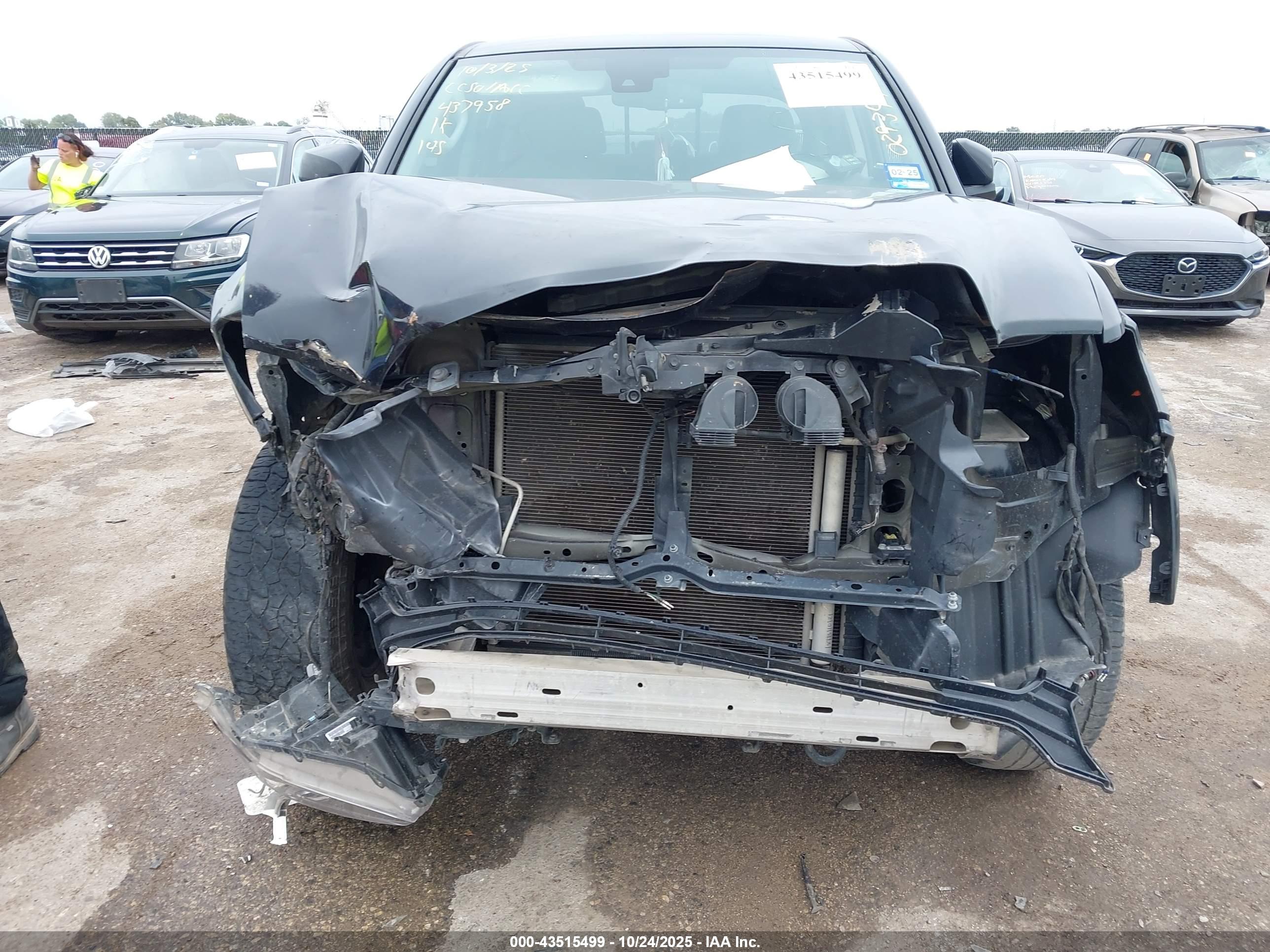 TOYOTA TACOMA image 6