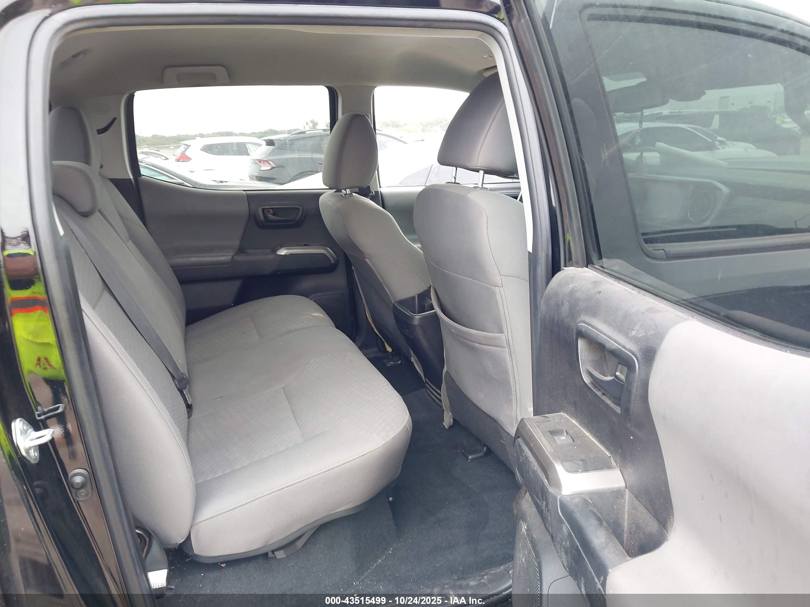 TOYOTA TACOMA image 8