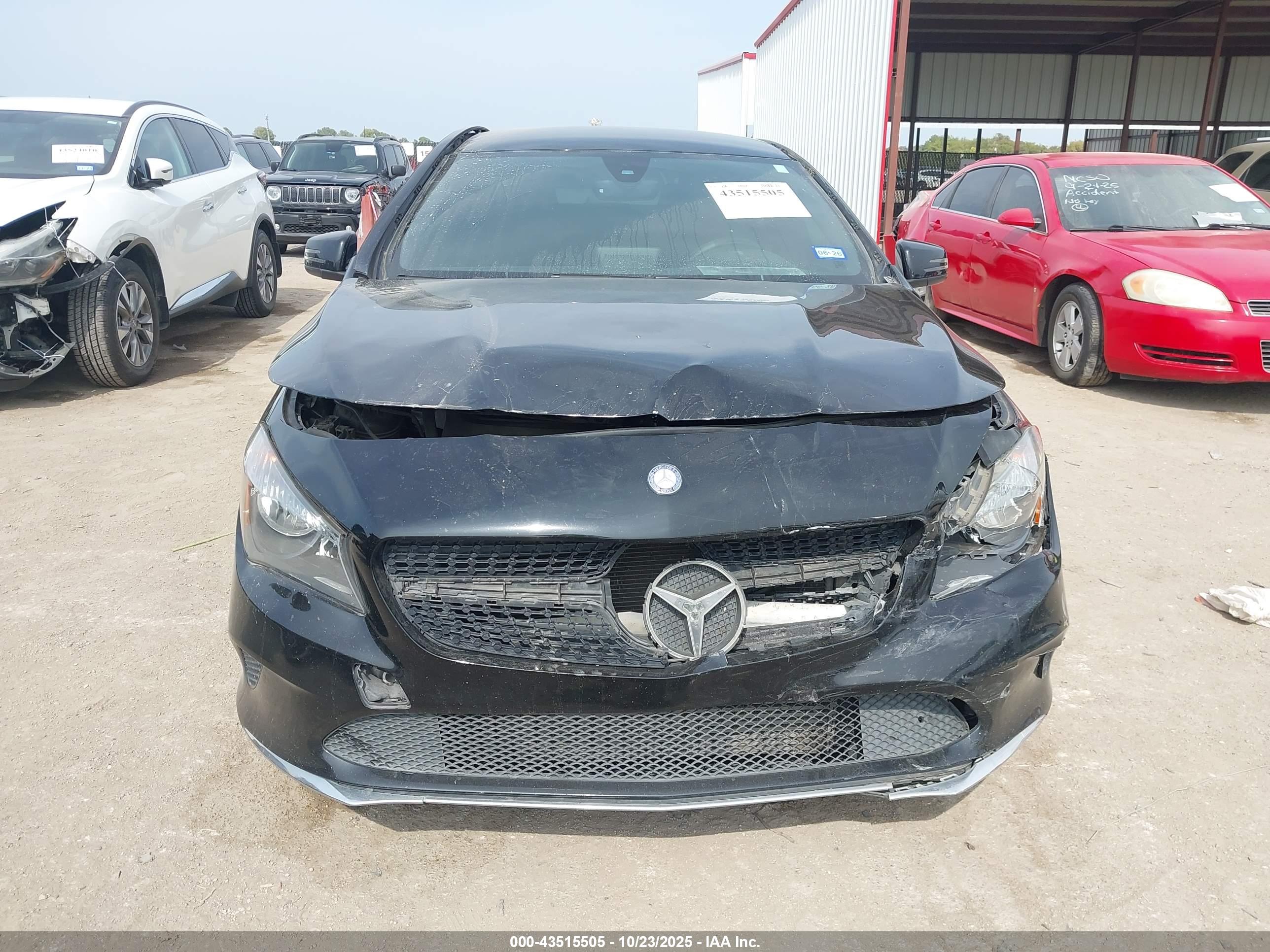 MERCEDES-BENZ CLA image 6
