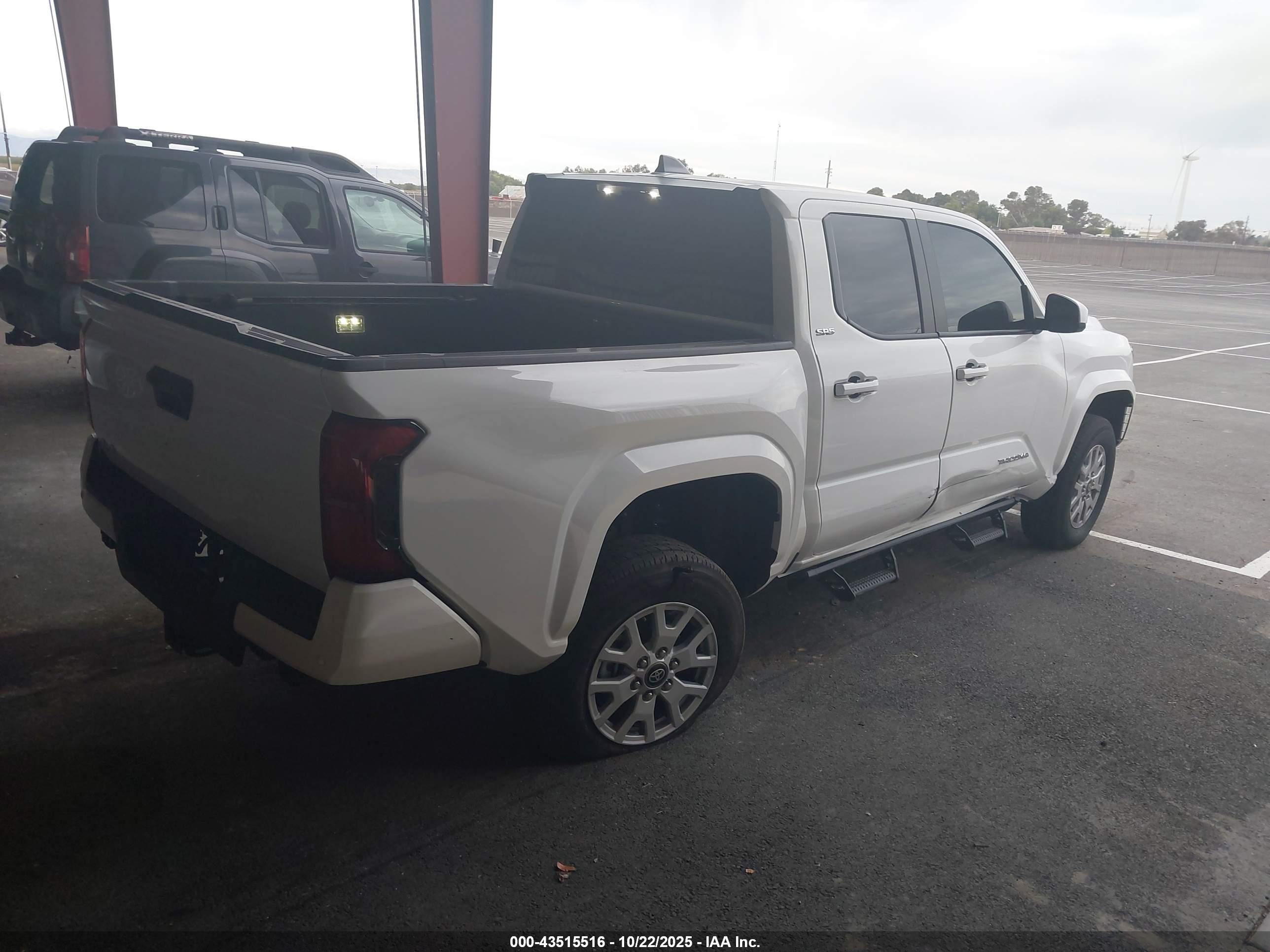 TOYOTA TACOMA image 4