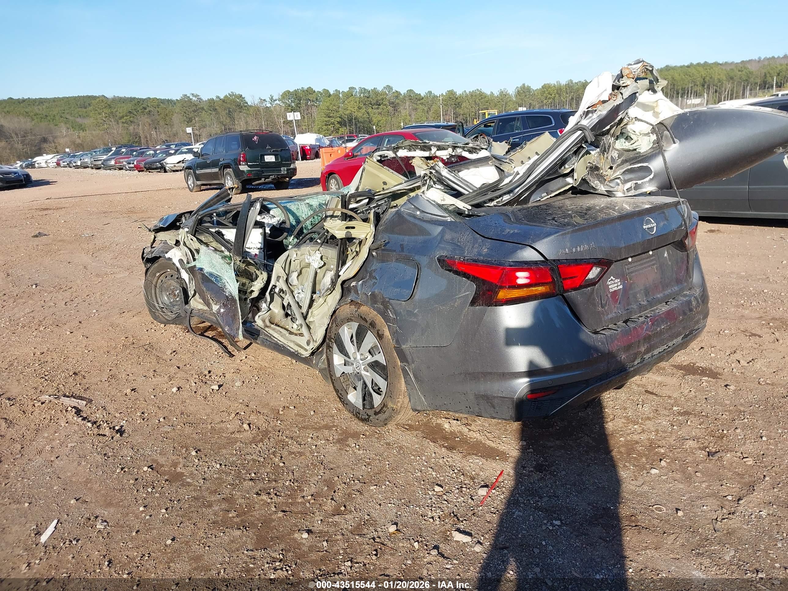NISSAN ALTIMA image 3