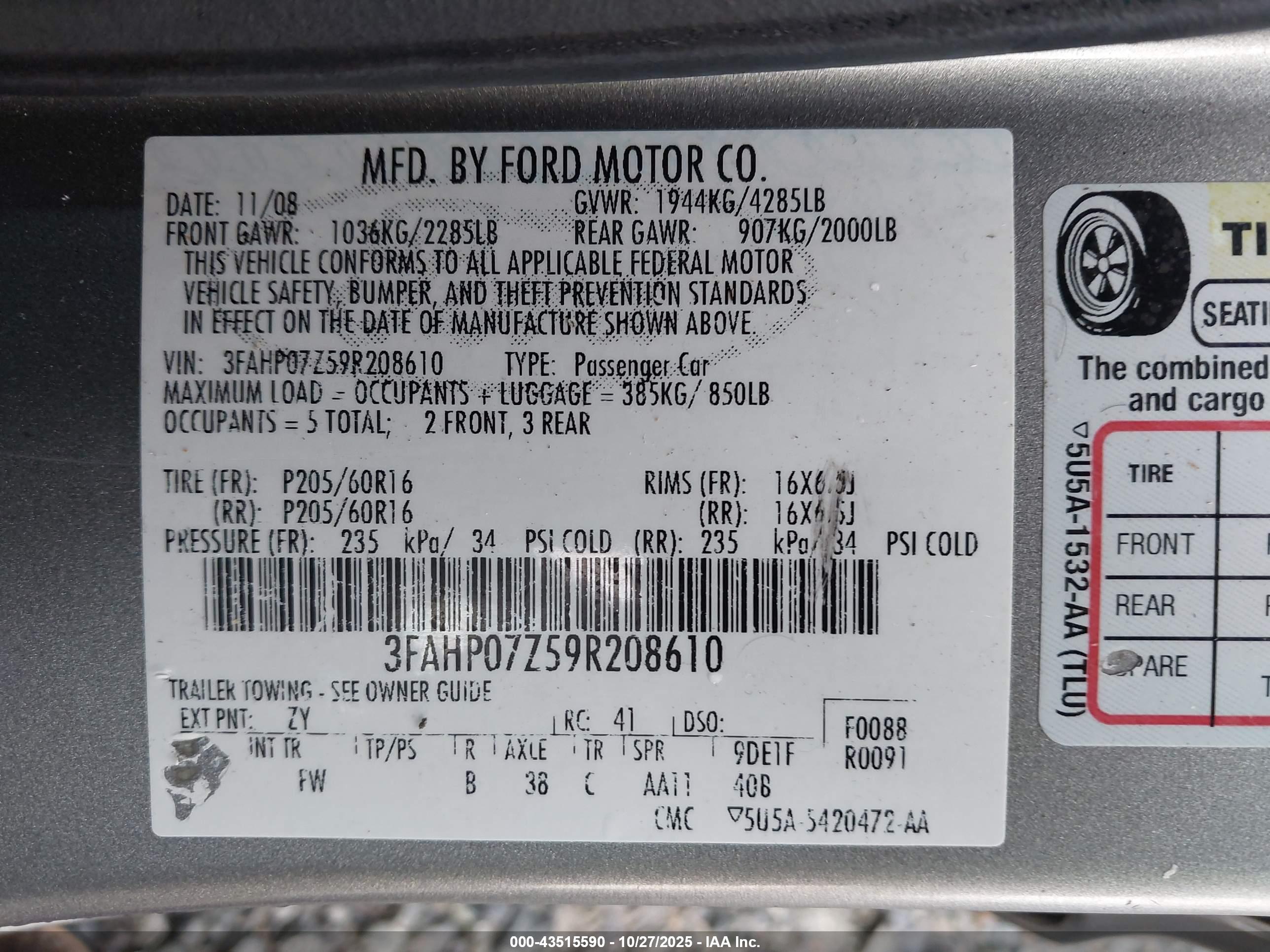 FORD FUSION image 9
