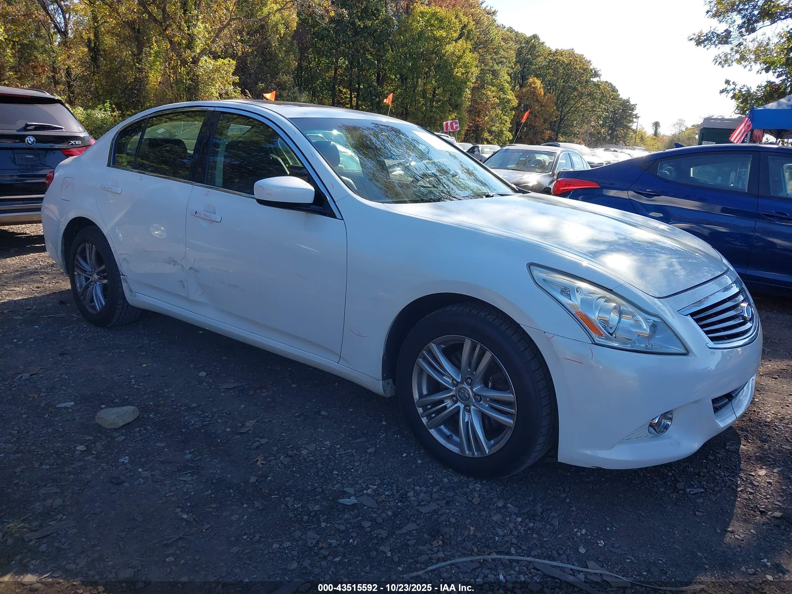 INFINITI G37X image 6