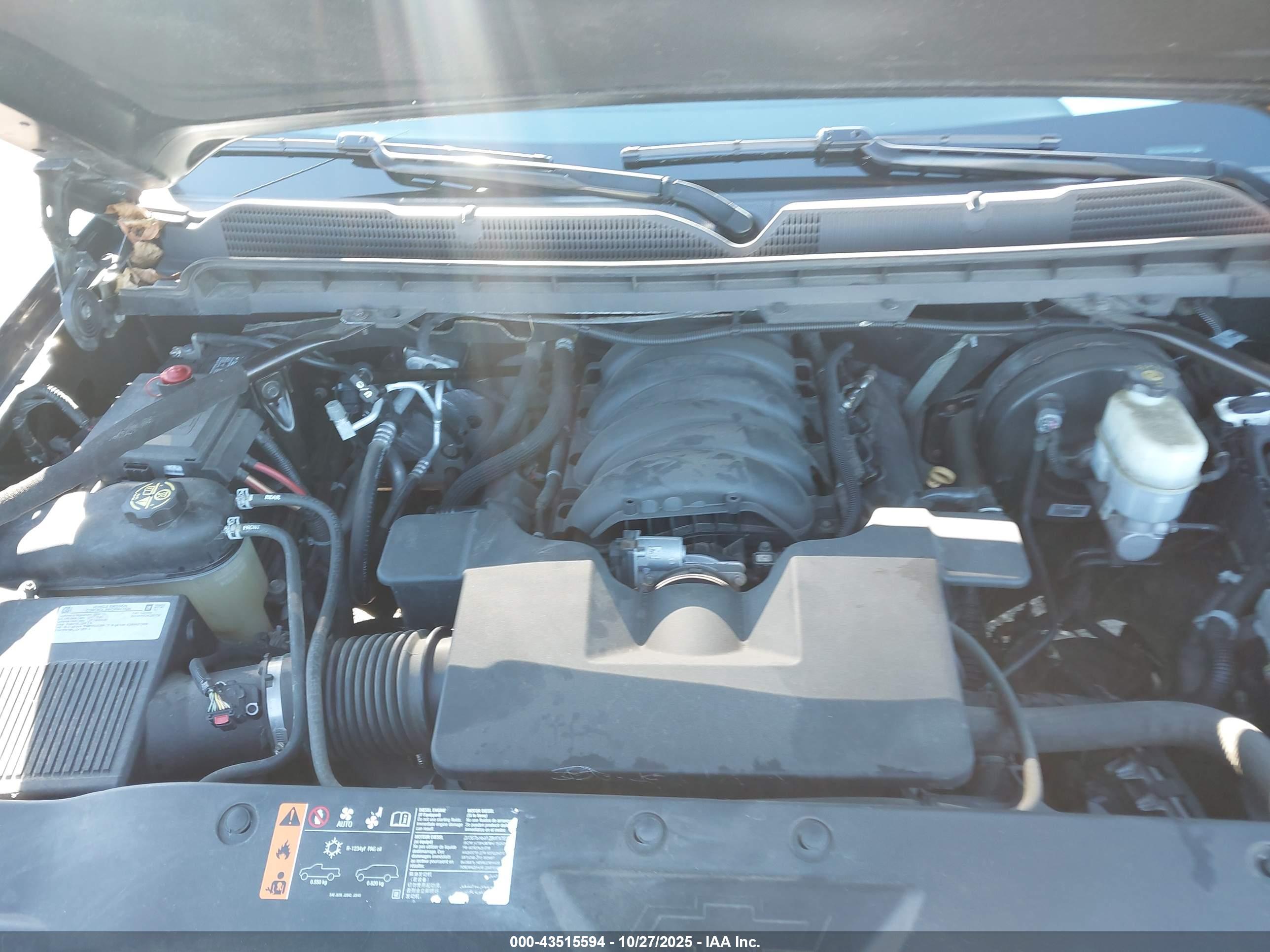 CHEVROLET SILVERADO image 10