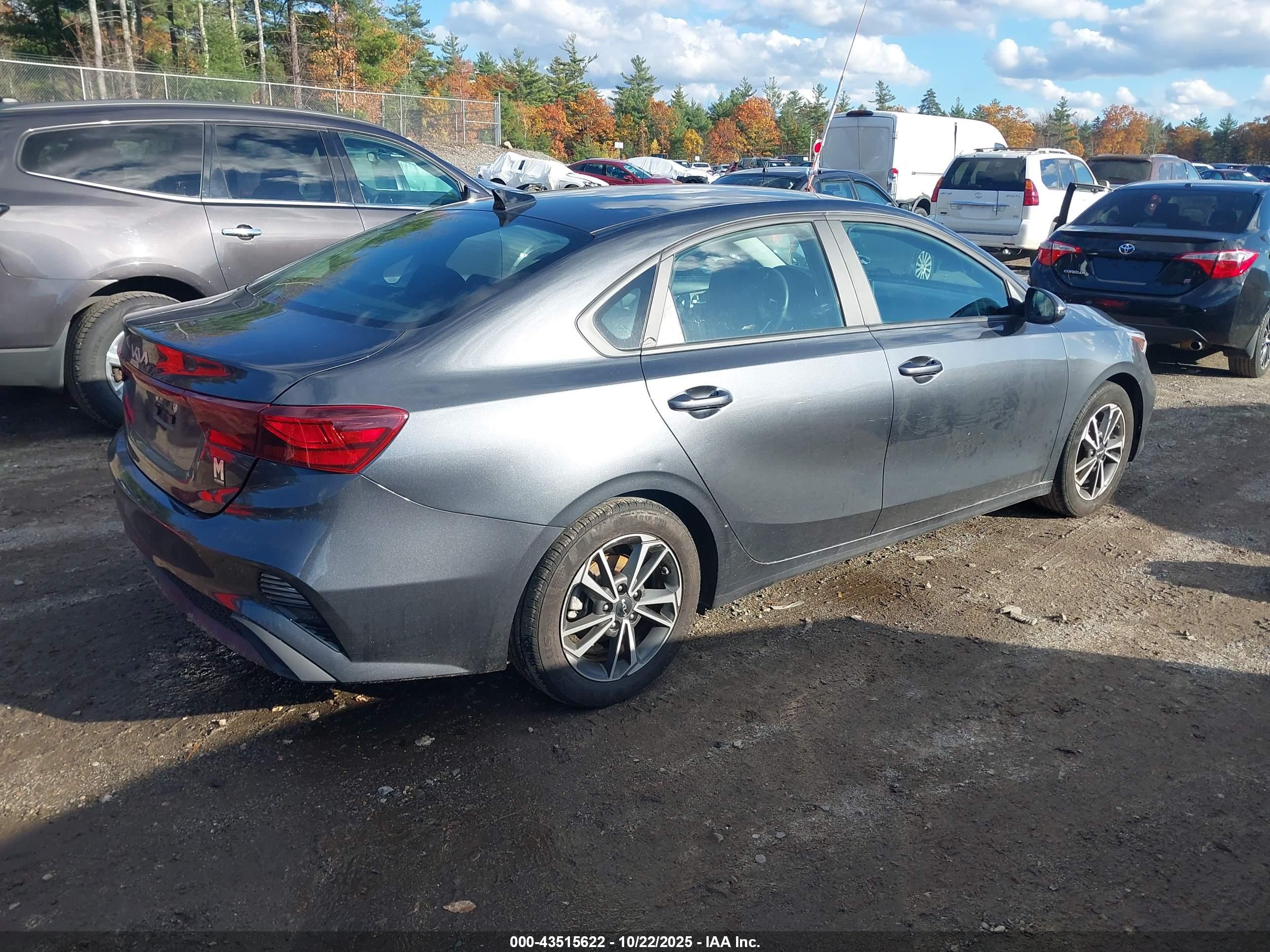 KIA FORTE image 4