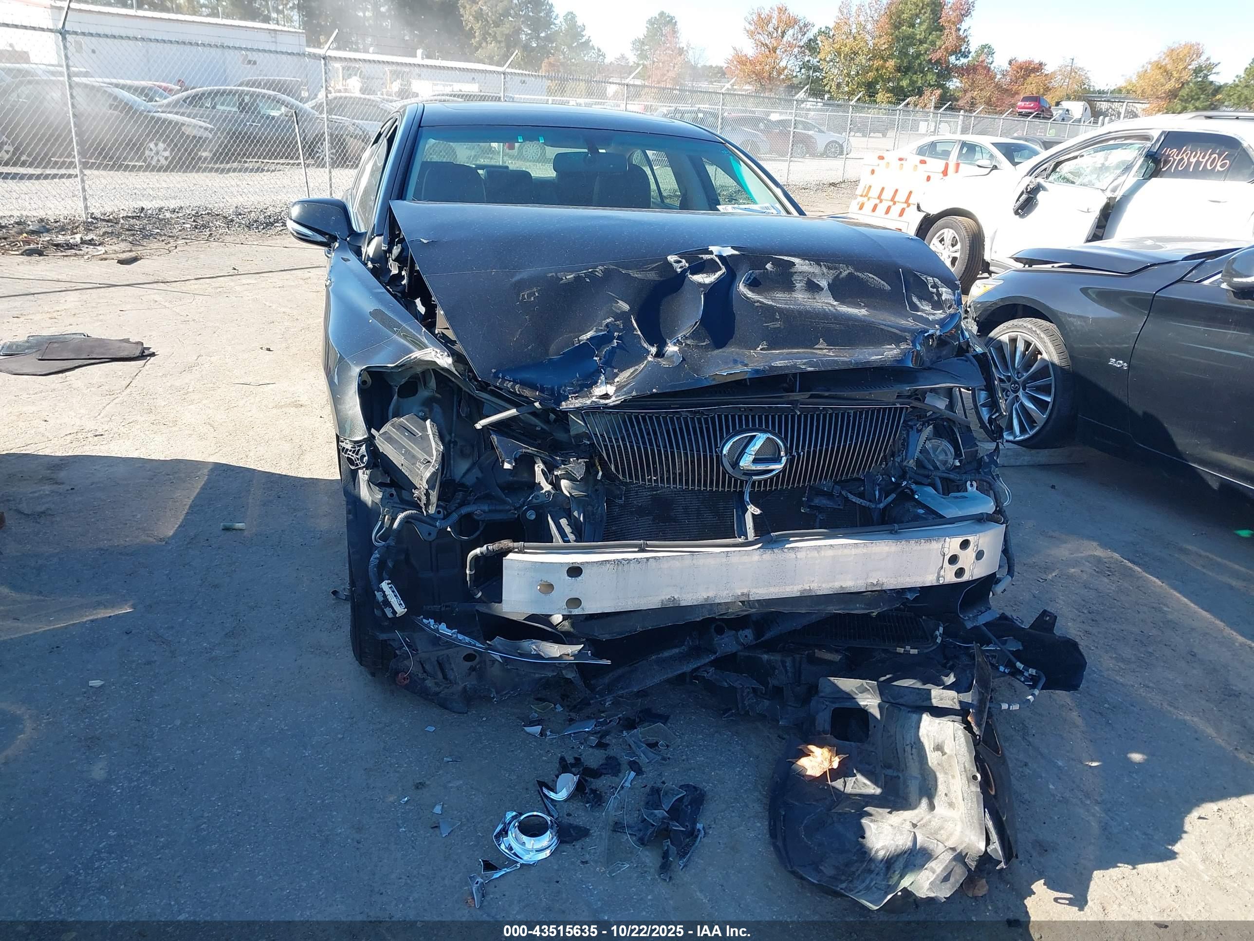 LEXUS GS image 6