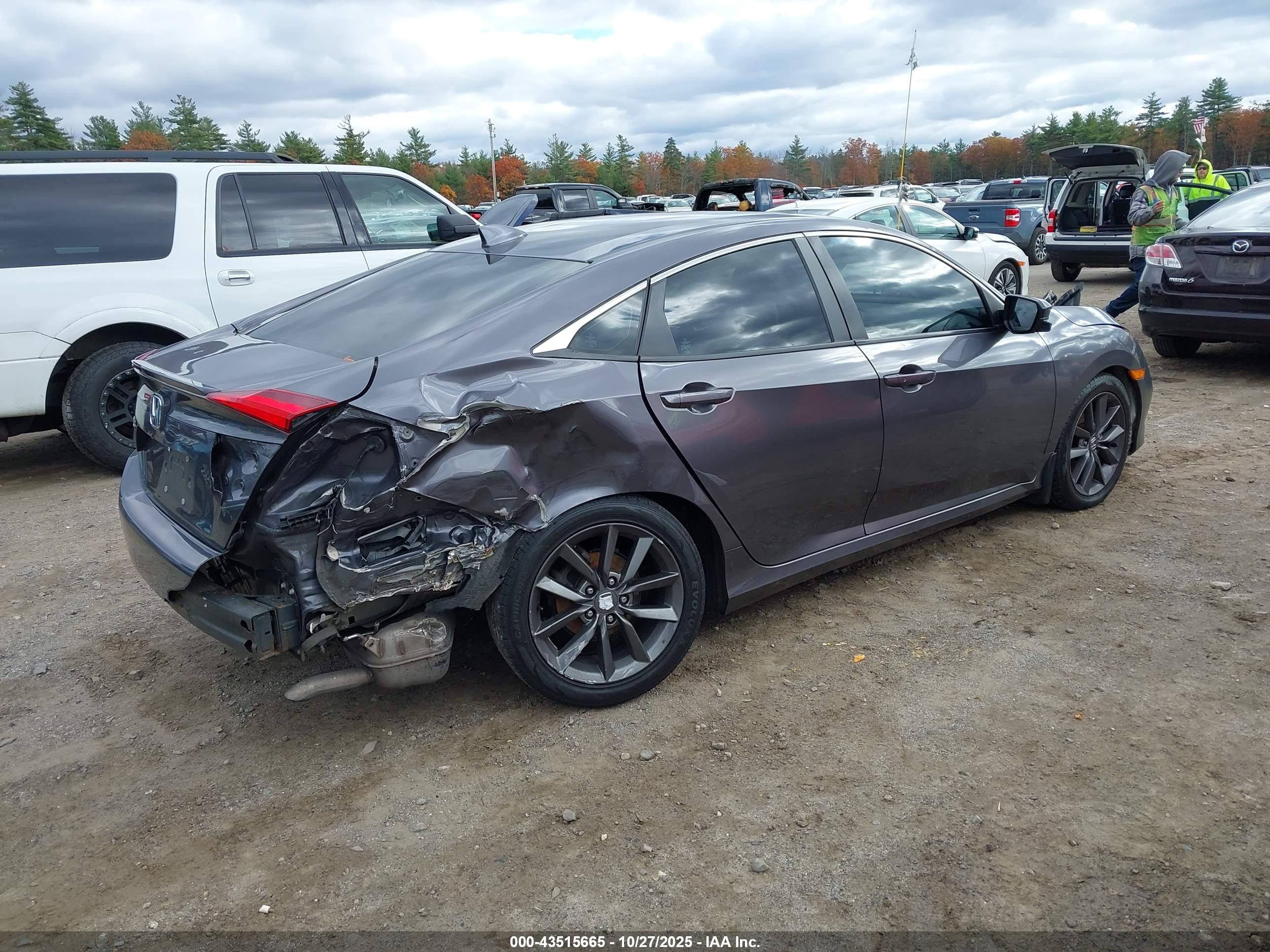HONDA CIVIC image 4