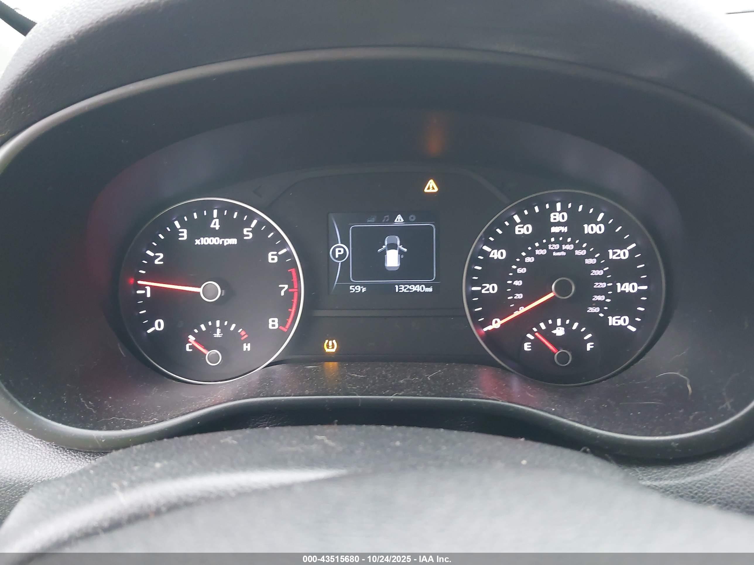 KIA SPORTAGE image 7