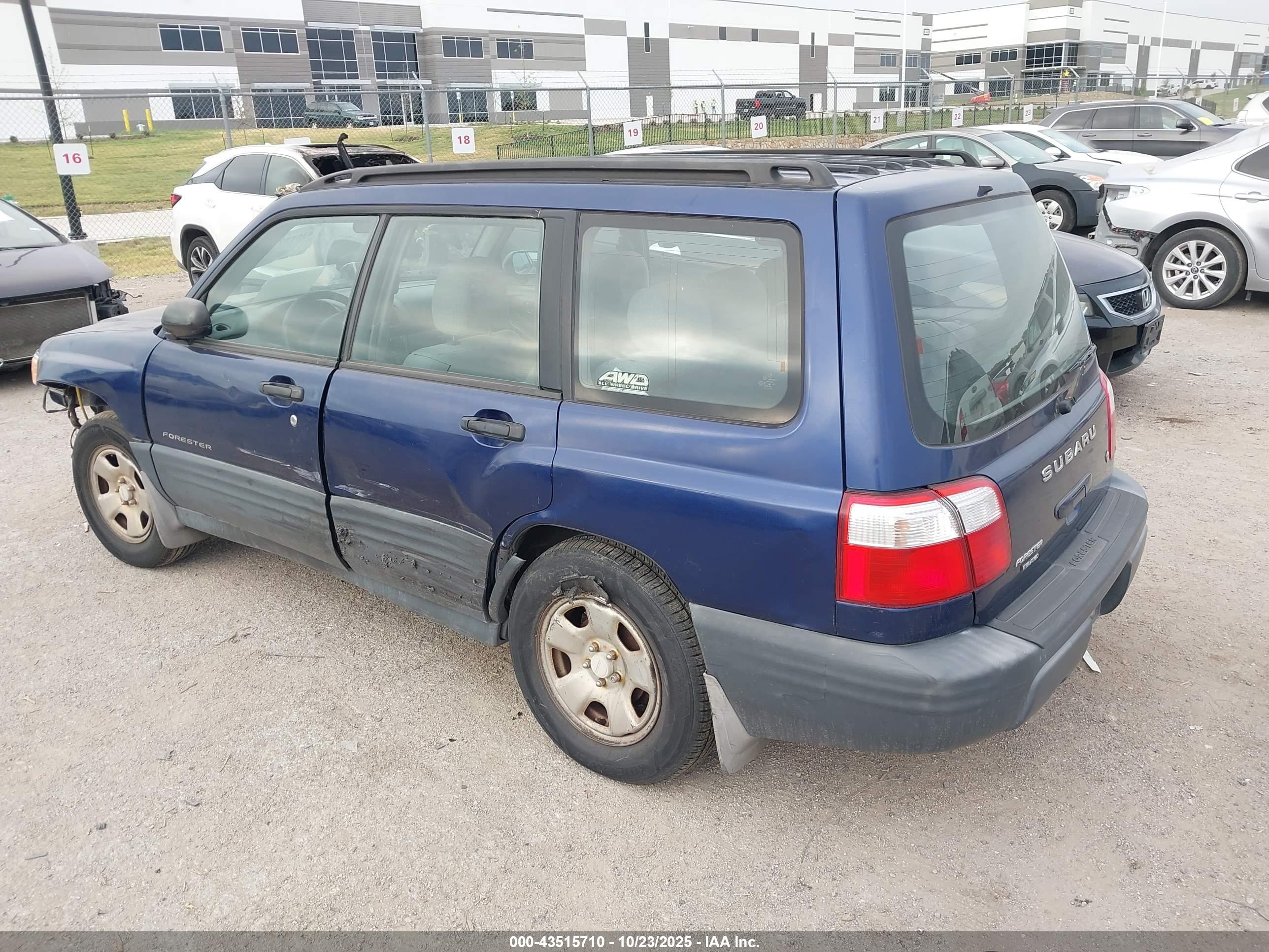 SUBARU FORESTER image 3