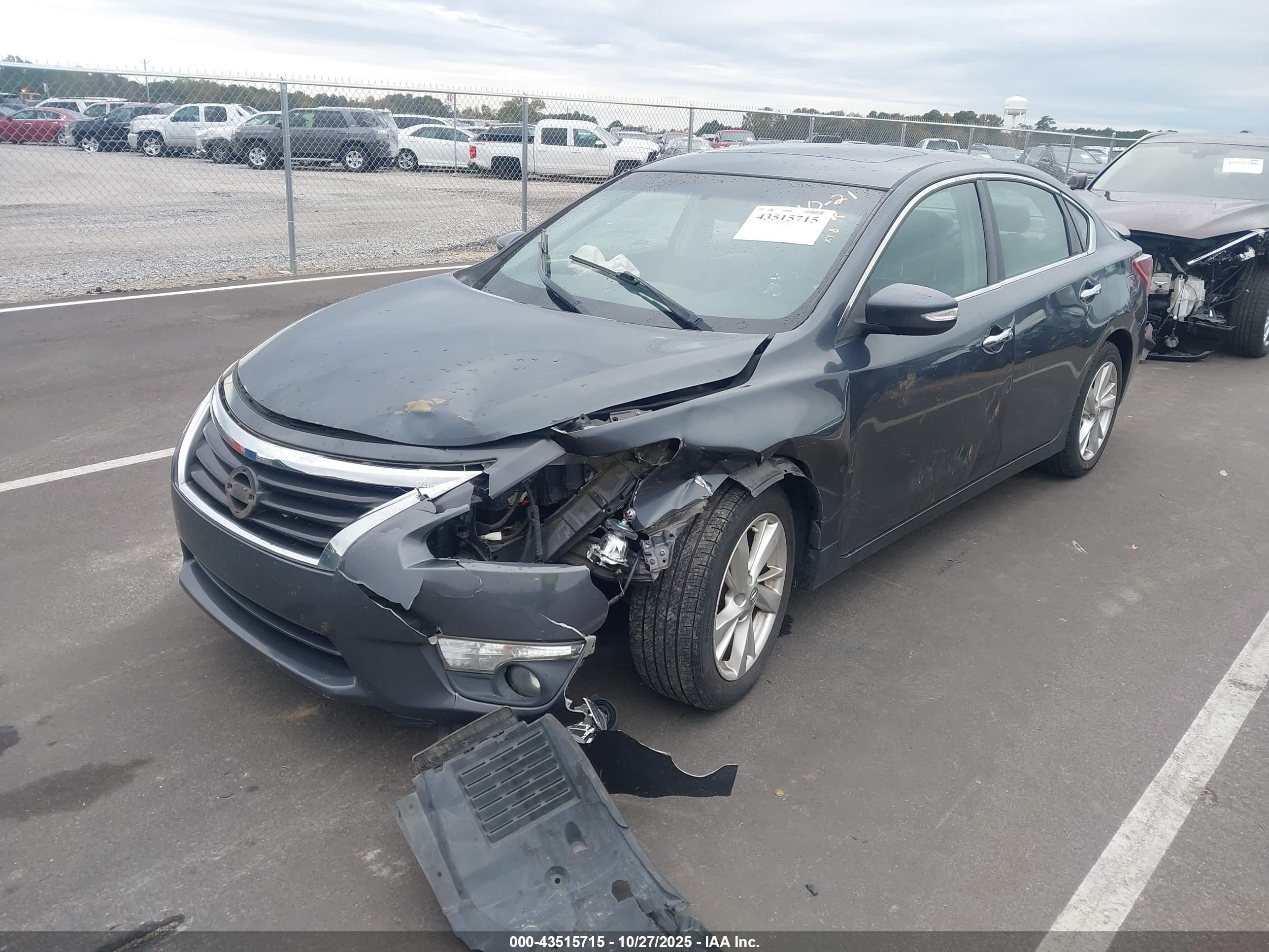 NISSAN ALTIMA image 2