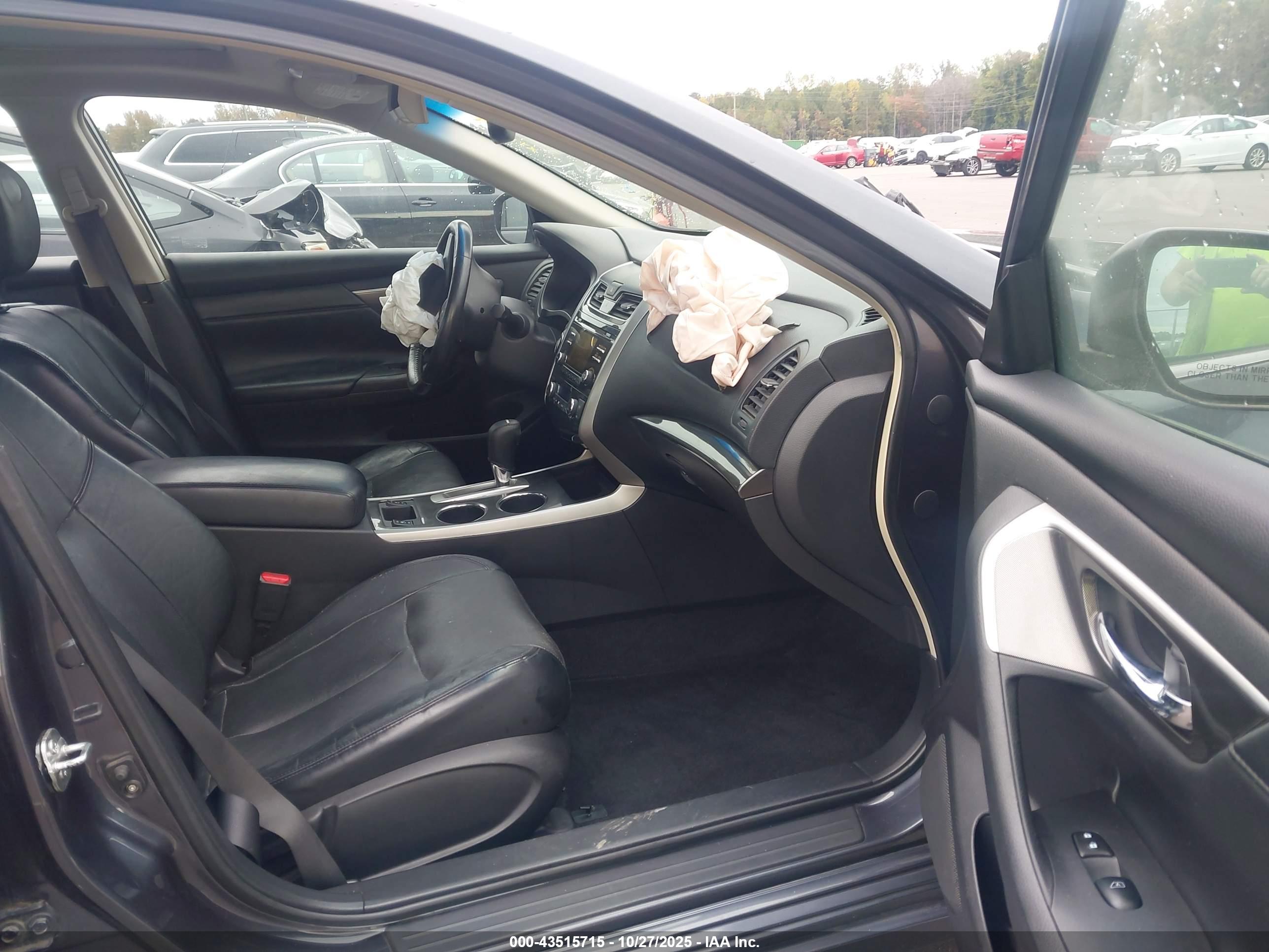 NISSAN ALTIMA image 5