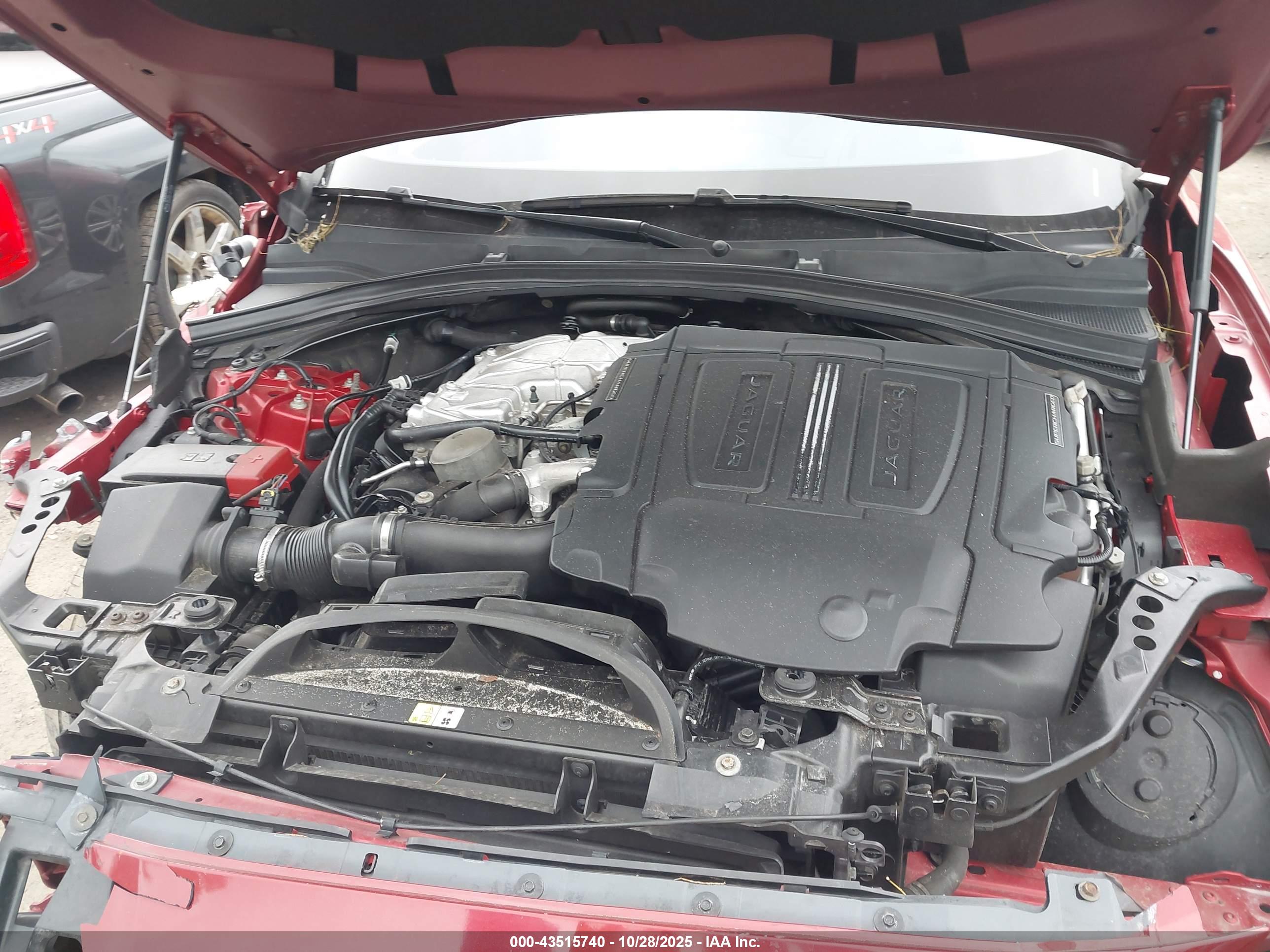 JAGUAR F-PACE image 10