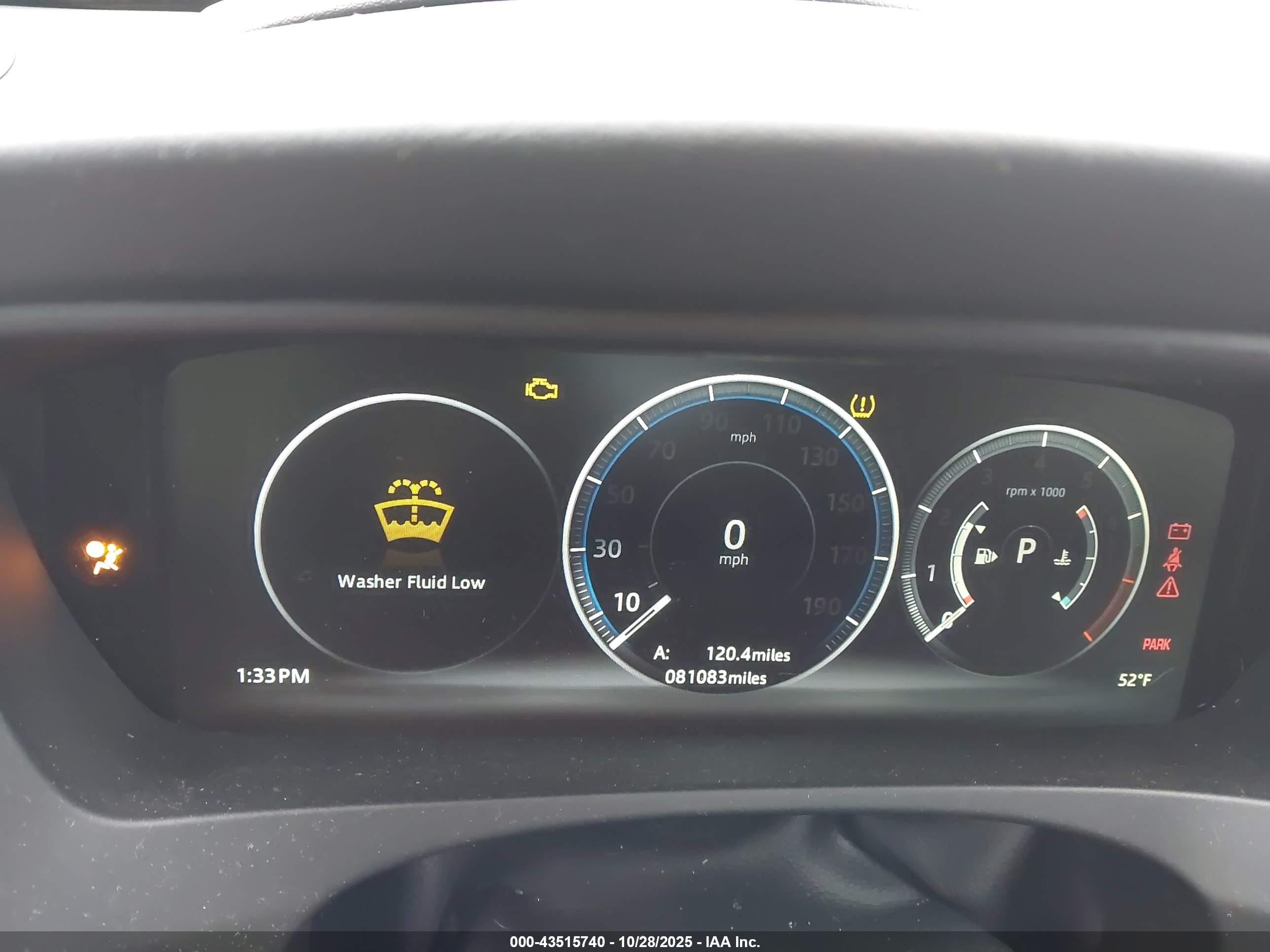 JAGUAR F-PACE image 7